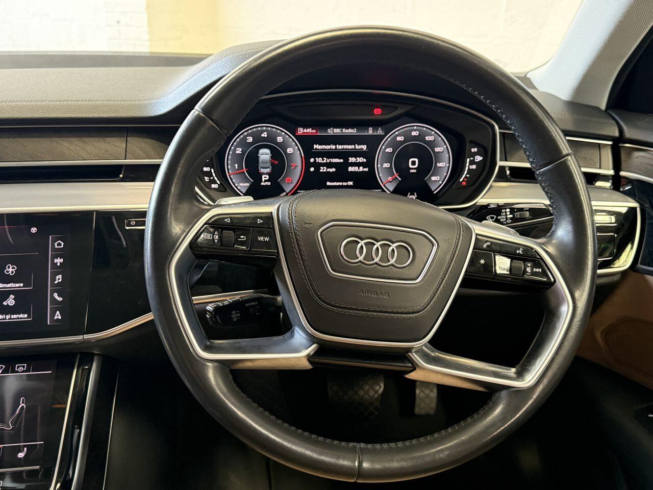 Audi A8 view 36