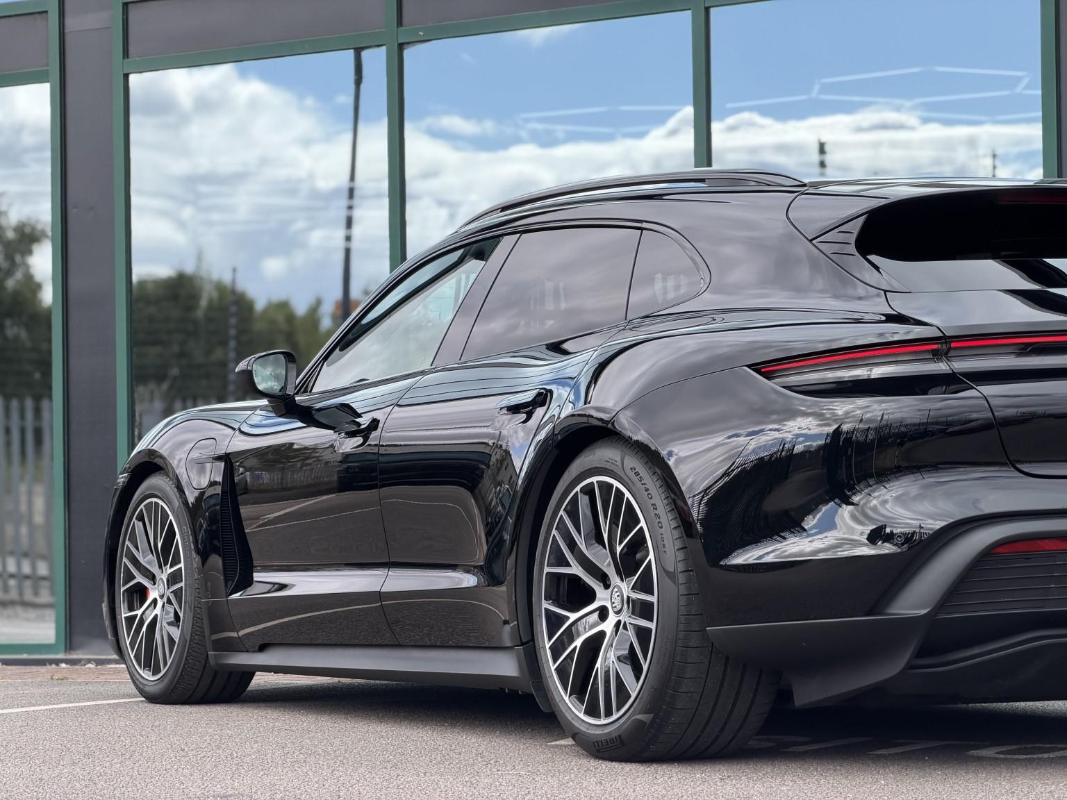 Porsche Taycan view 30