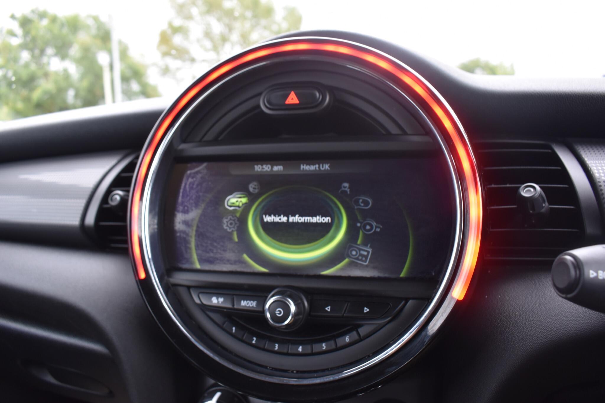 Hatch - 1.5 Cooper Auto Euro 6 (s/s) 3dr - Image 20