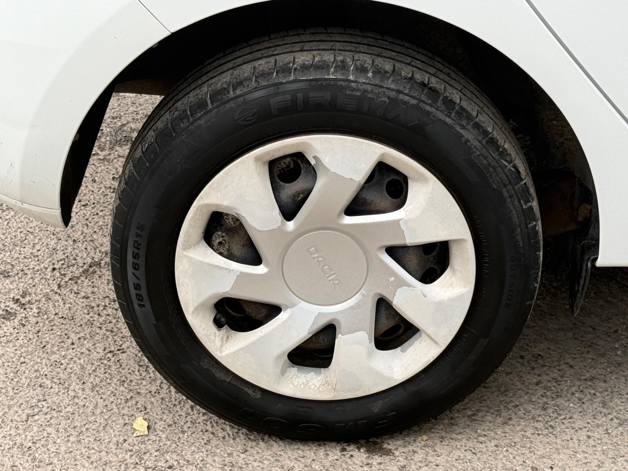 Dacia Sandero - Image 30