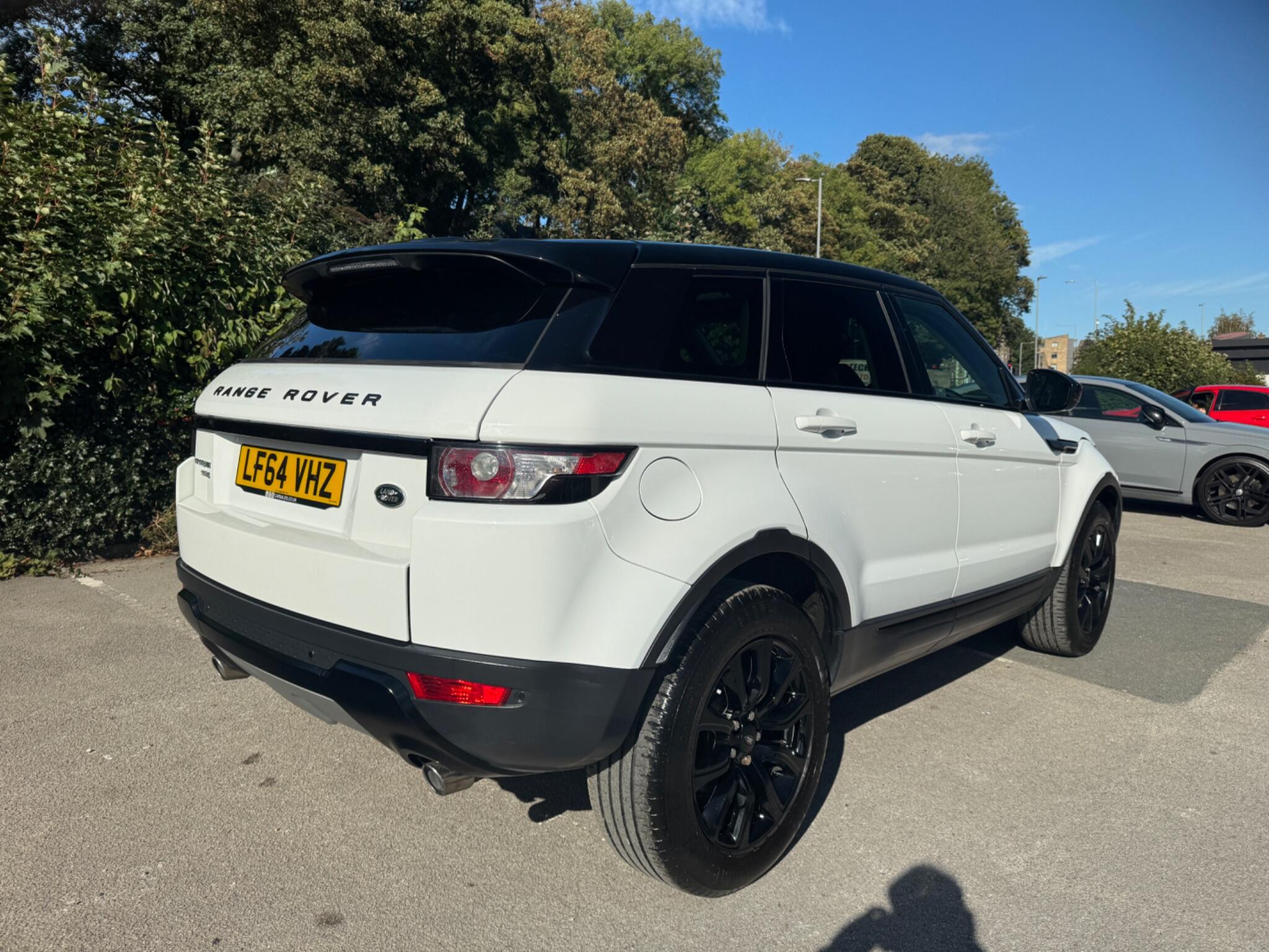 Land Rover Range Rover Evoque view 5