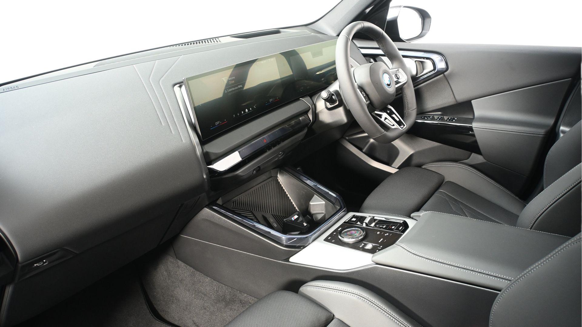 BMW X3 view 7
