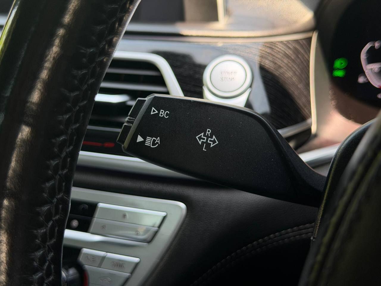 BMW 7 Series view 47