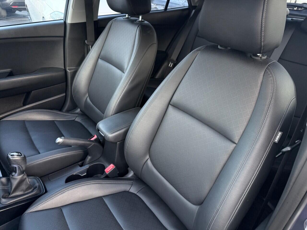 Kia Rio view 16