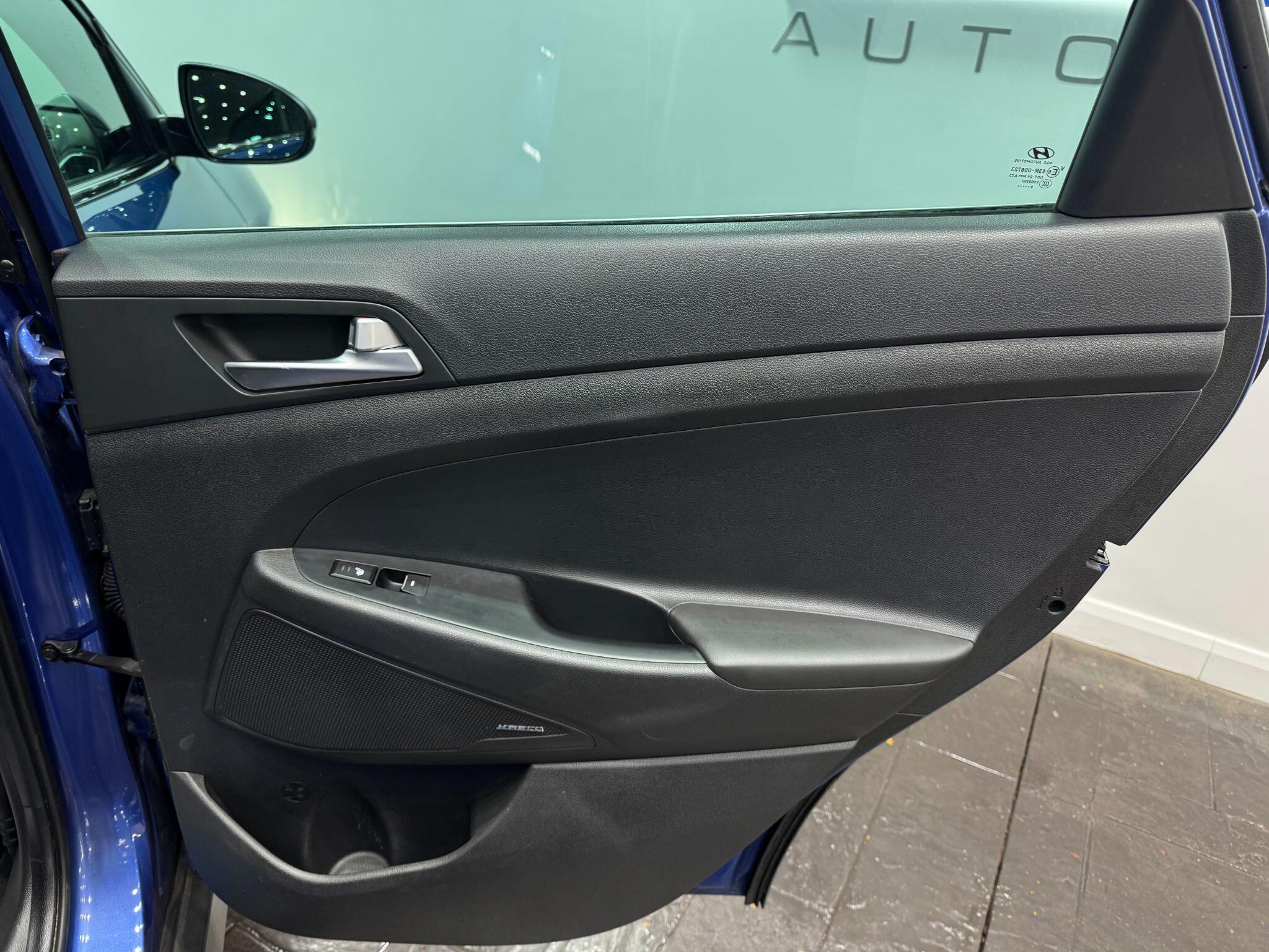 Hyundai Tucson view 38