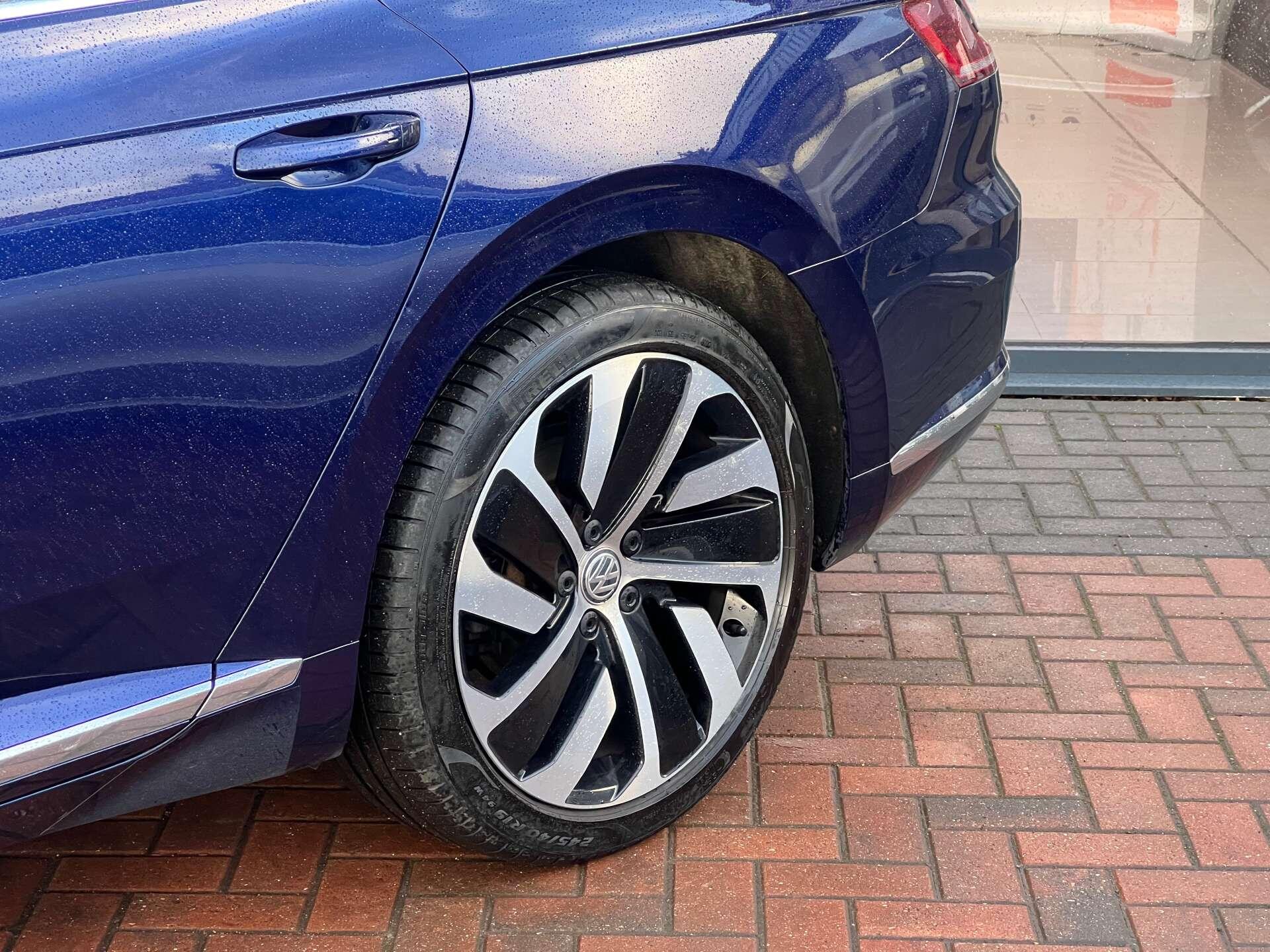 Volkswagen Arteon view 11