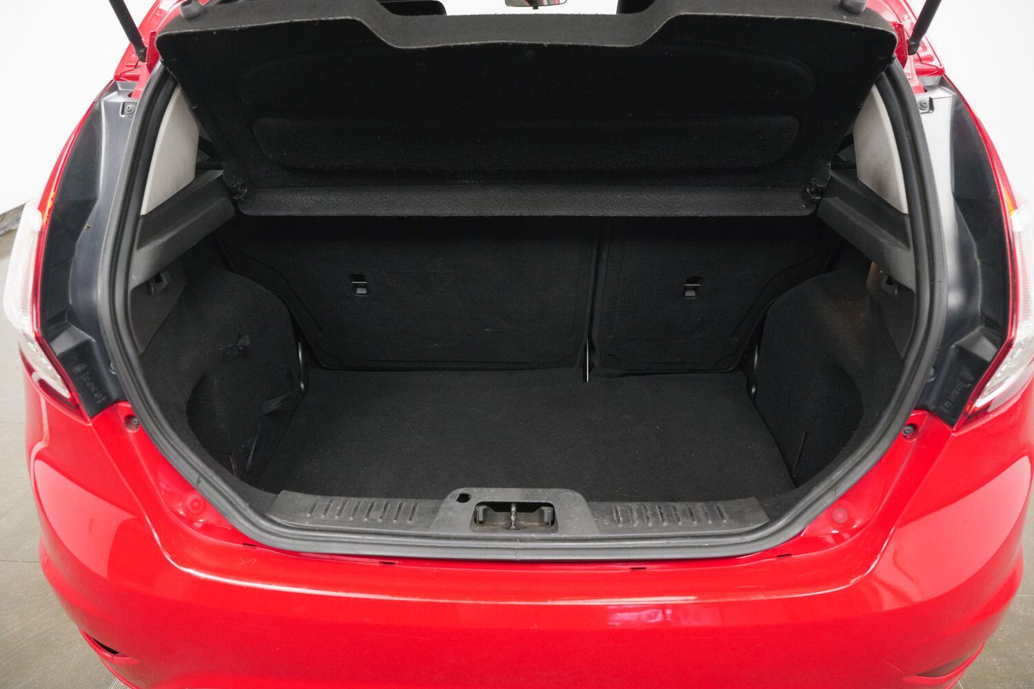 Ford Fiesta view 16