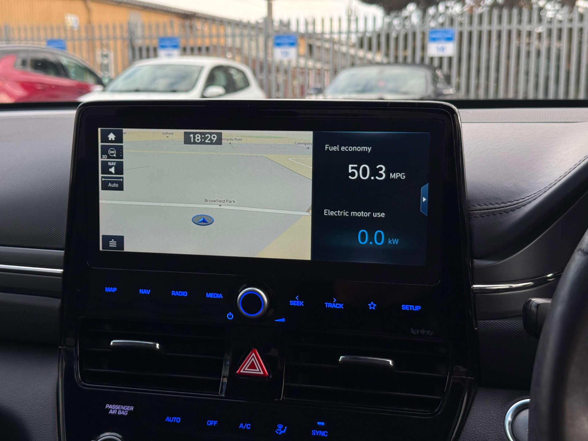 Hyundai Ioniq view 10