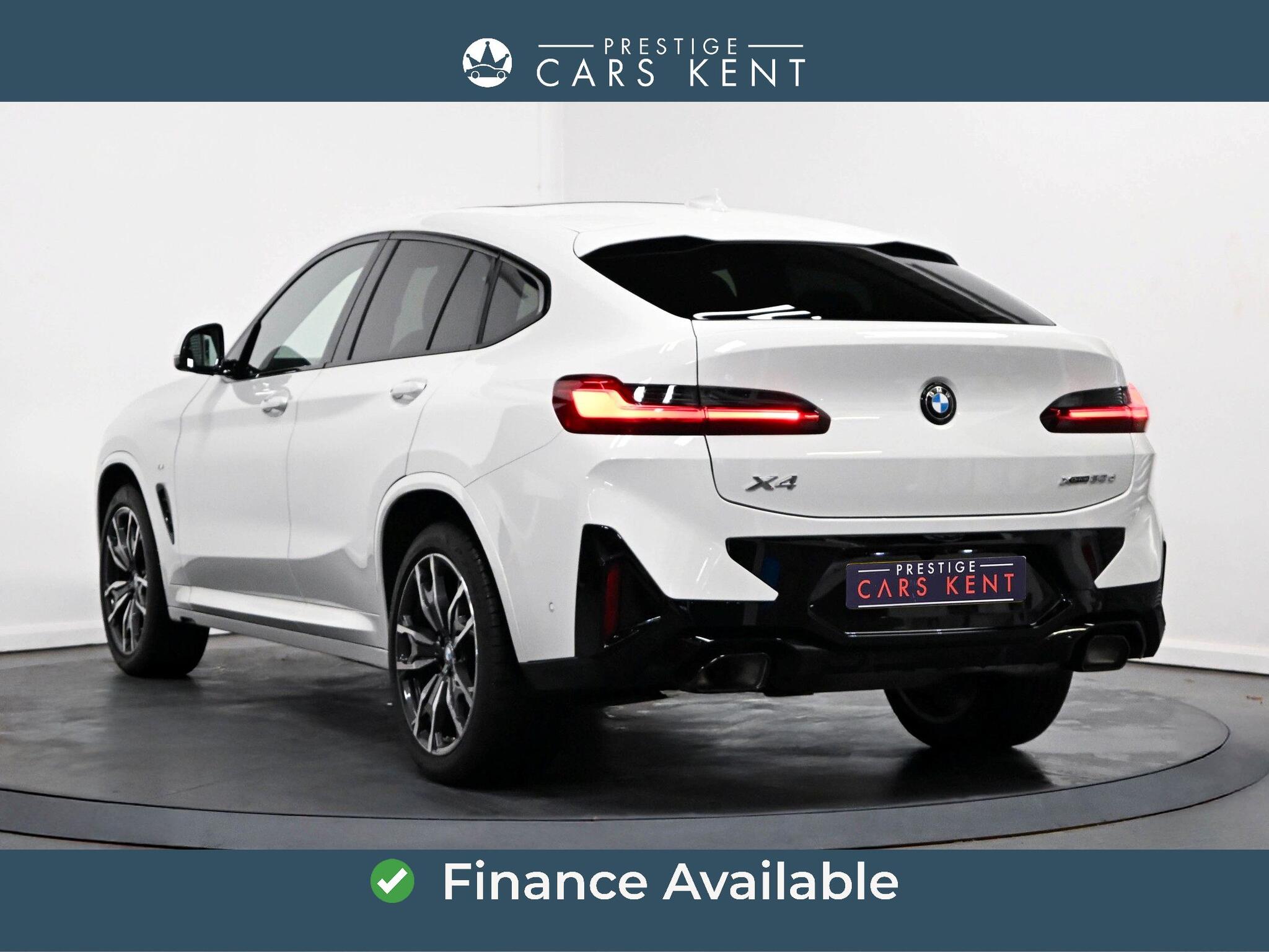 BMW X4 view 3