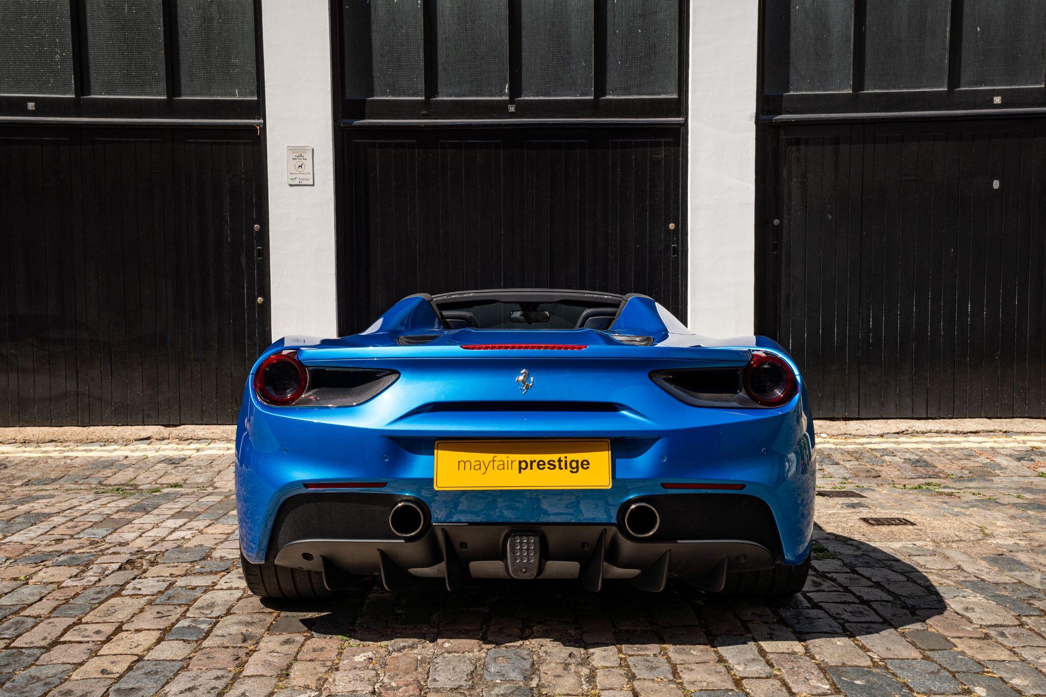 Ferrari 488 view 52