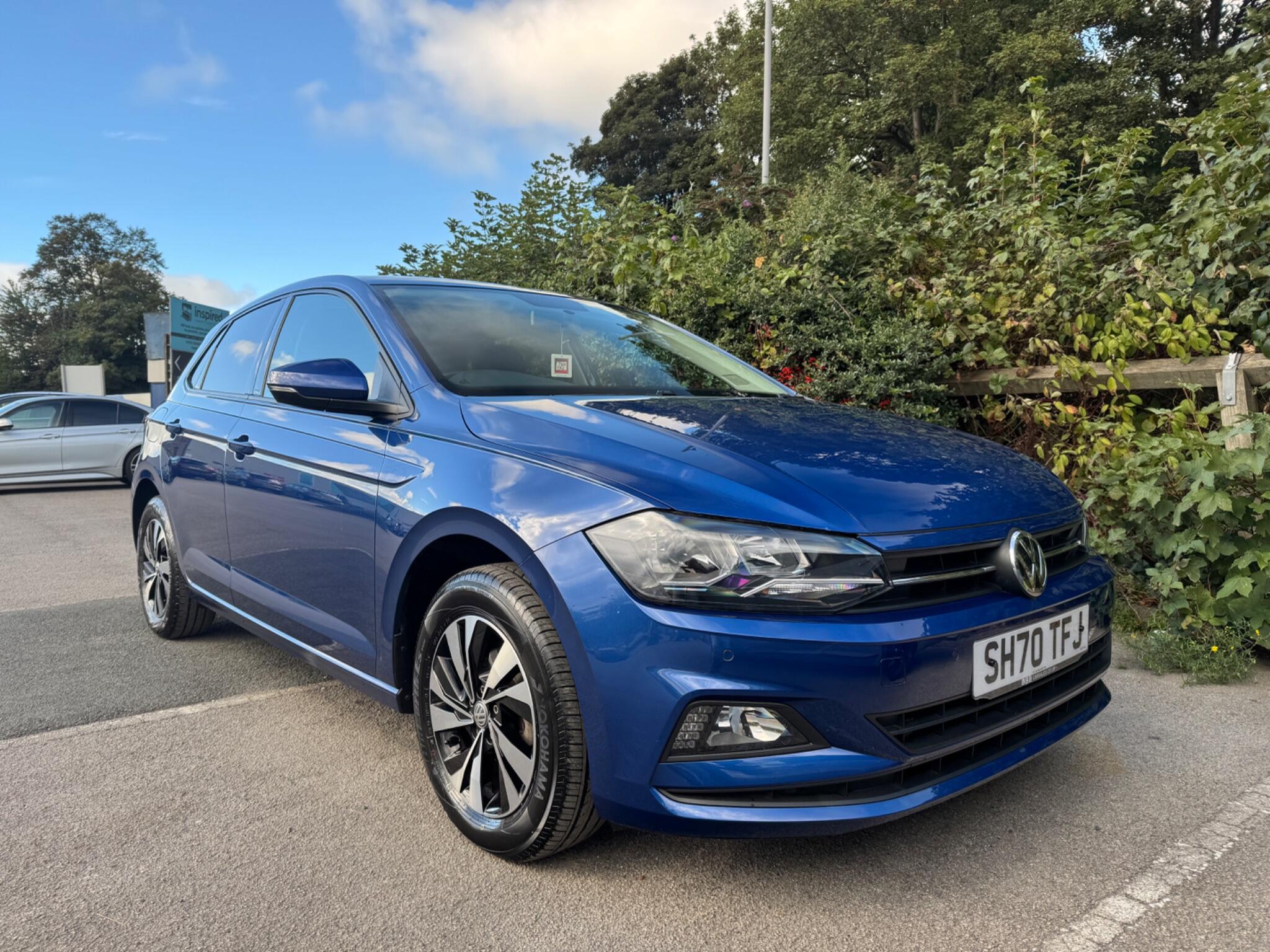 Volkswagen Polo view 3