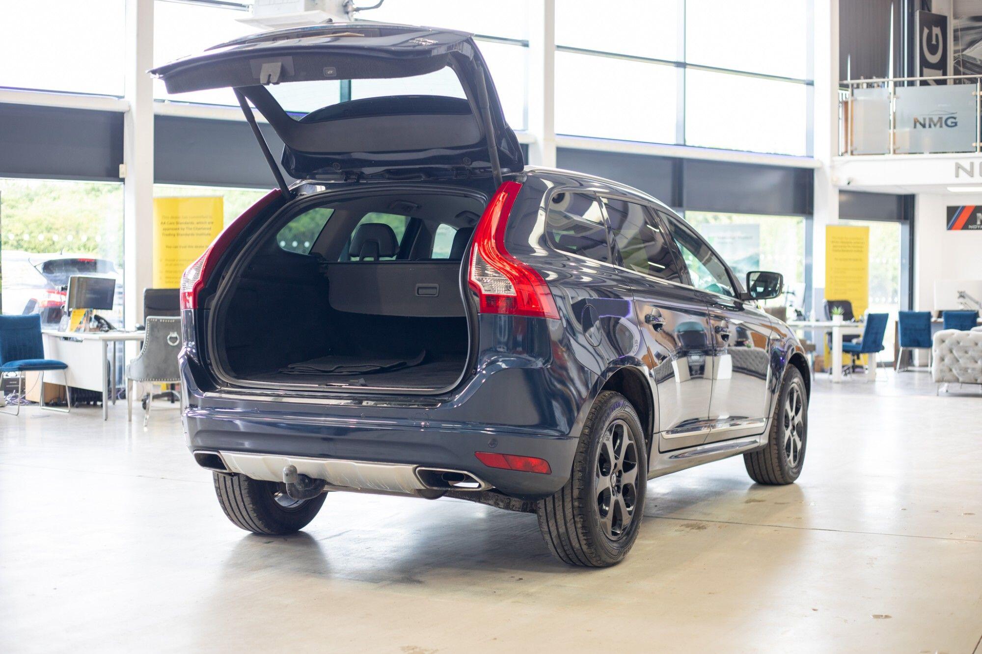 Volvo XC60 view 36