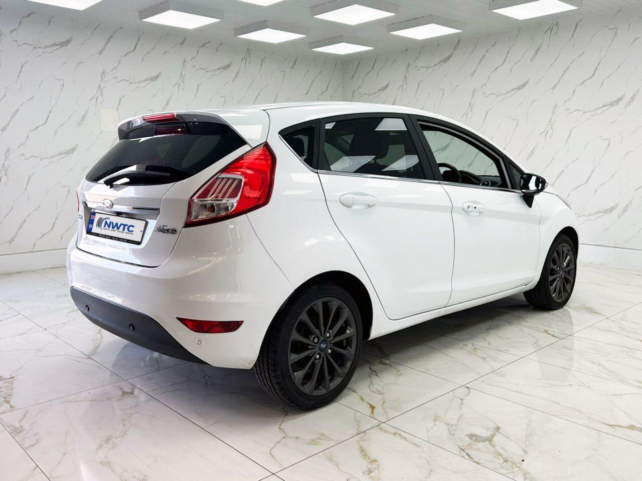 Ford Fiesta view 12