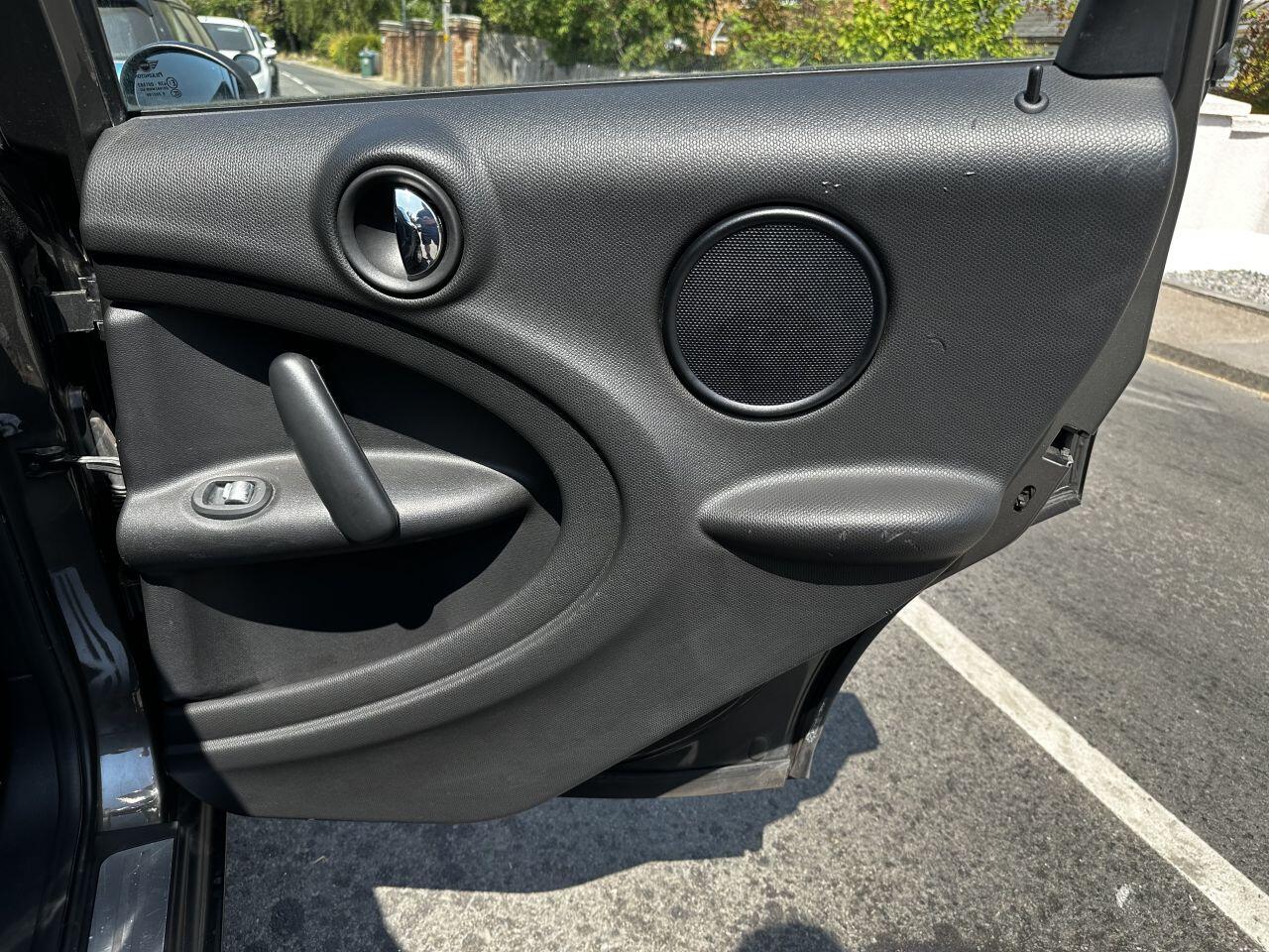 Mini Countryman view 11