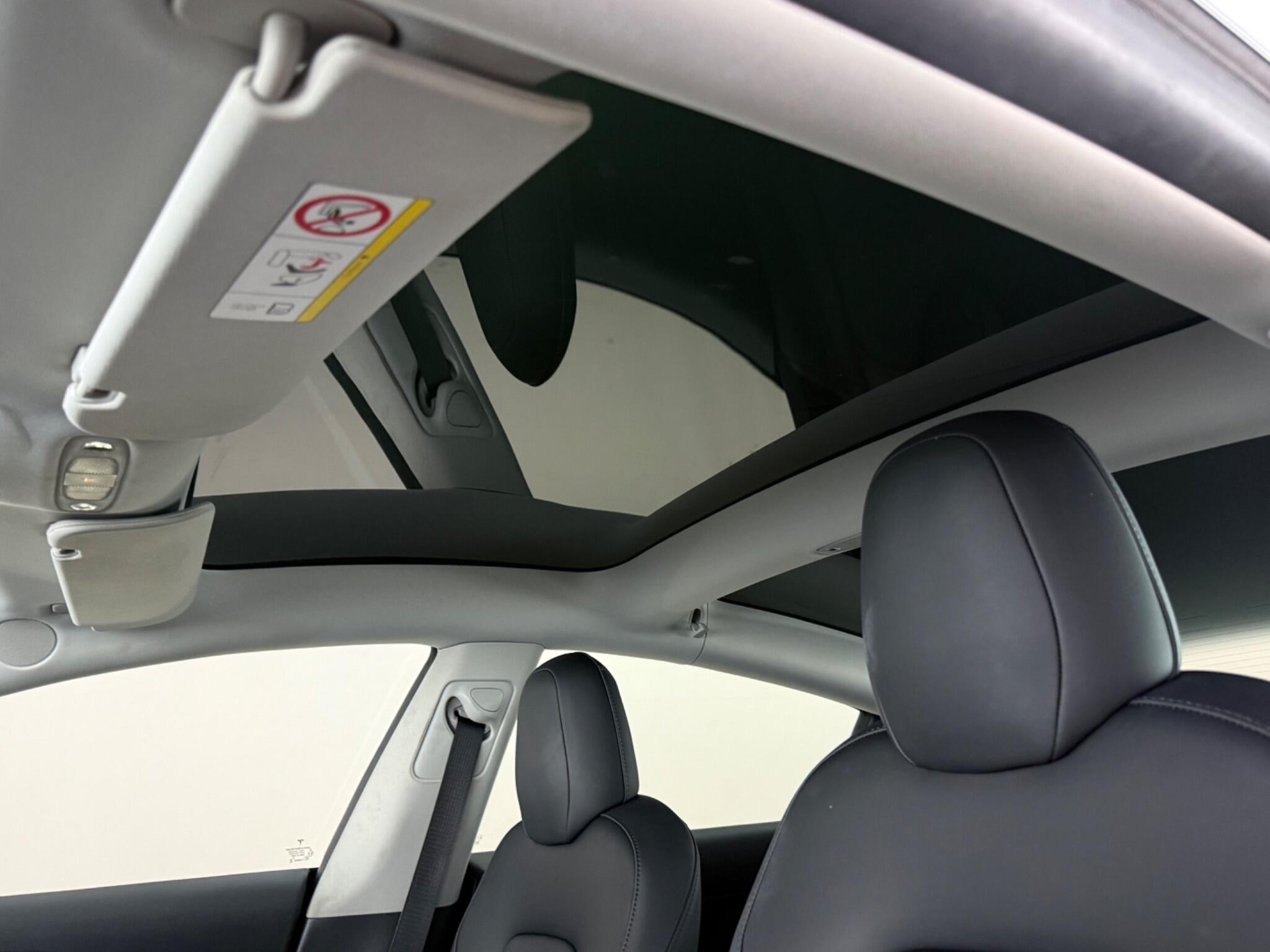 Tesla Model 3 view 36