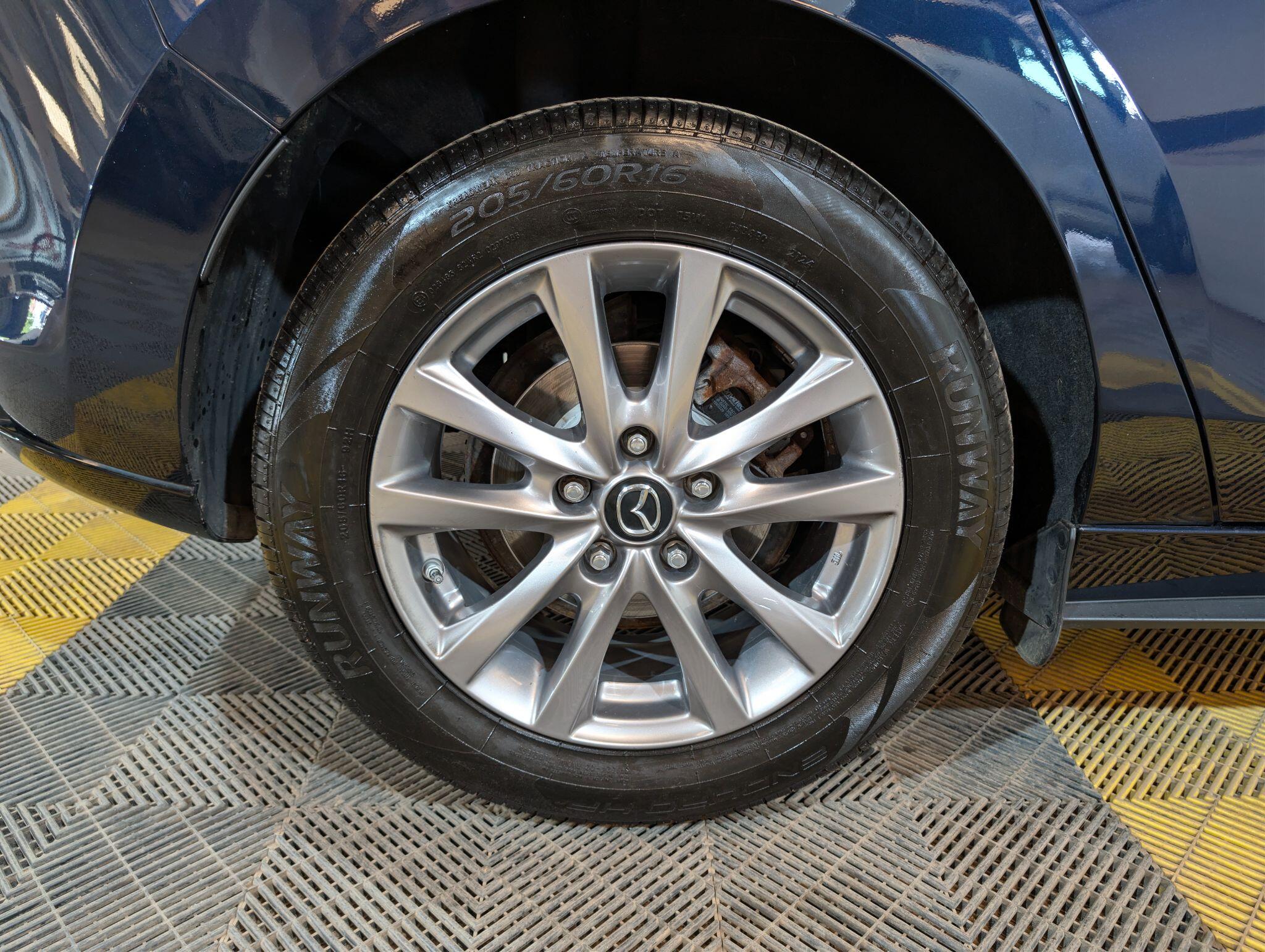 Mazda Skyactiv-G view 80