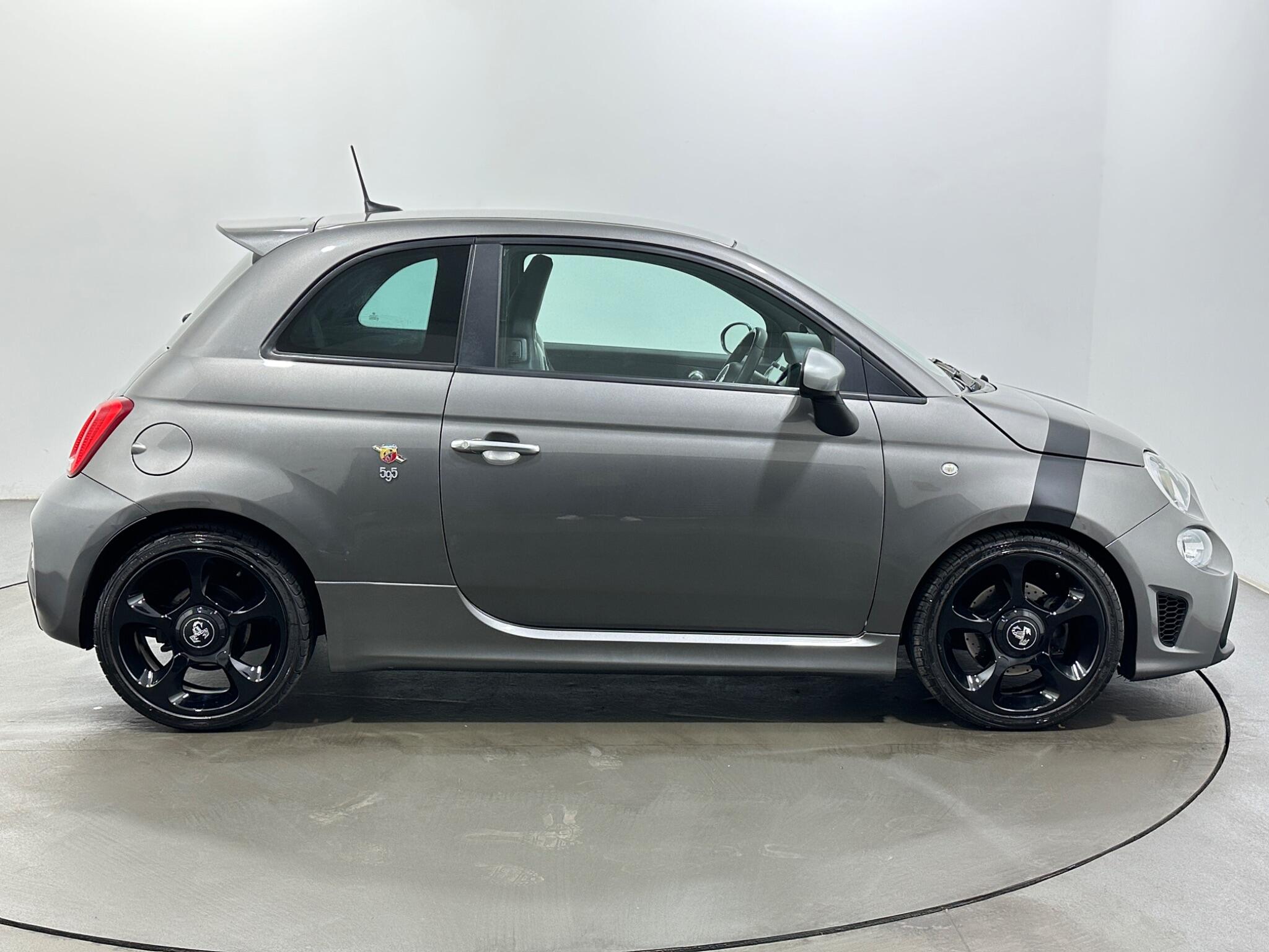 Abarth 595 view 9