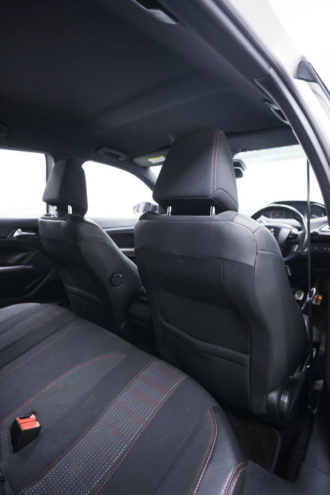 Peugeot 308 view 14