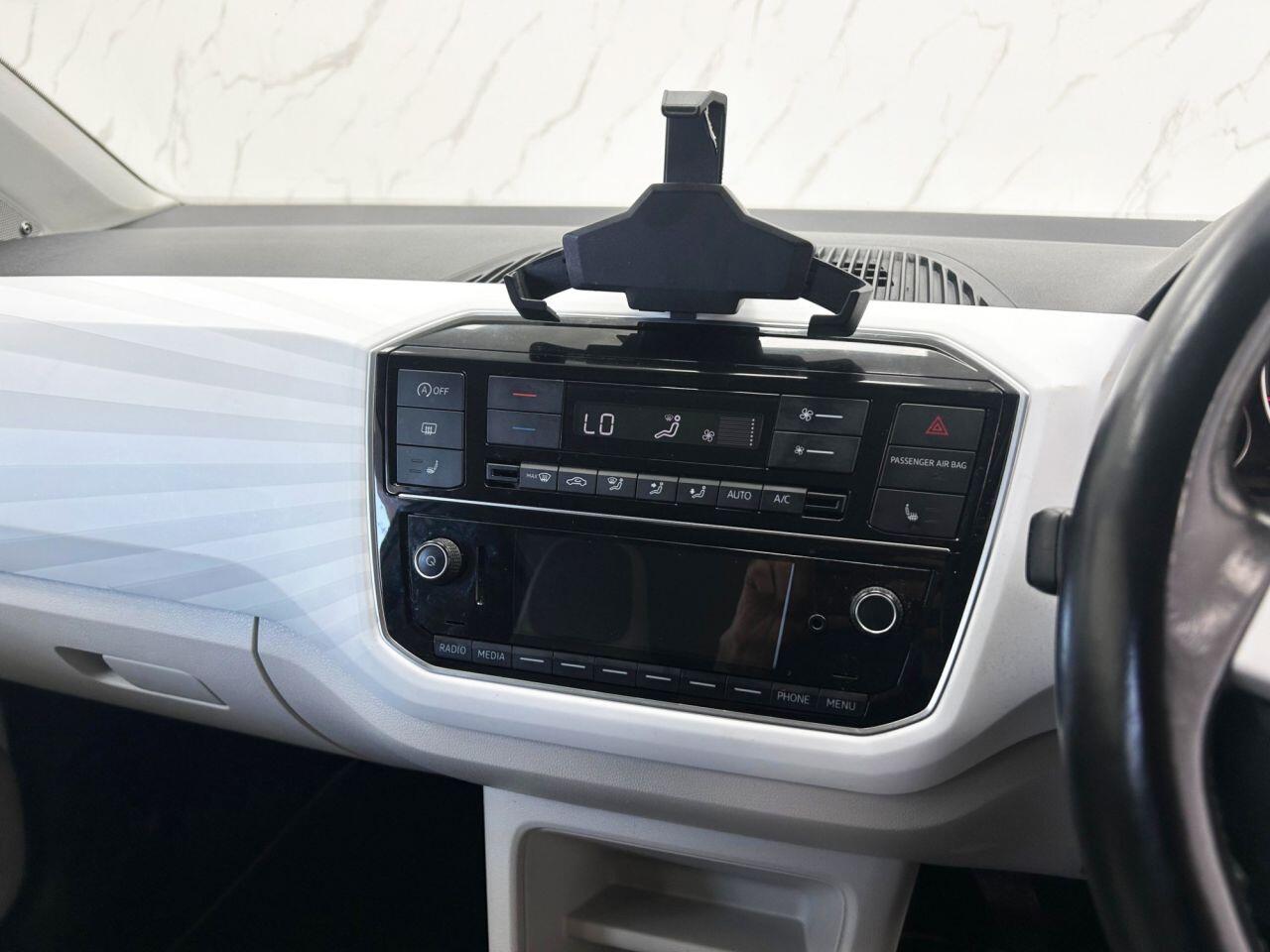 Volkswagen Up! view 16