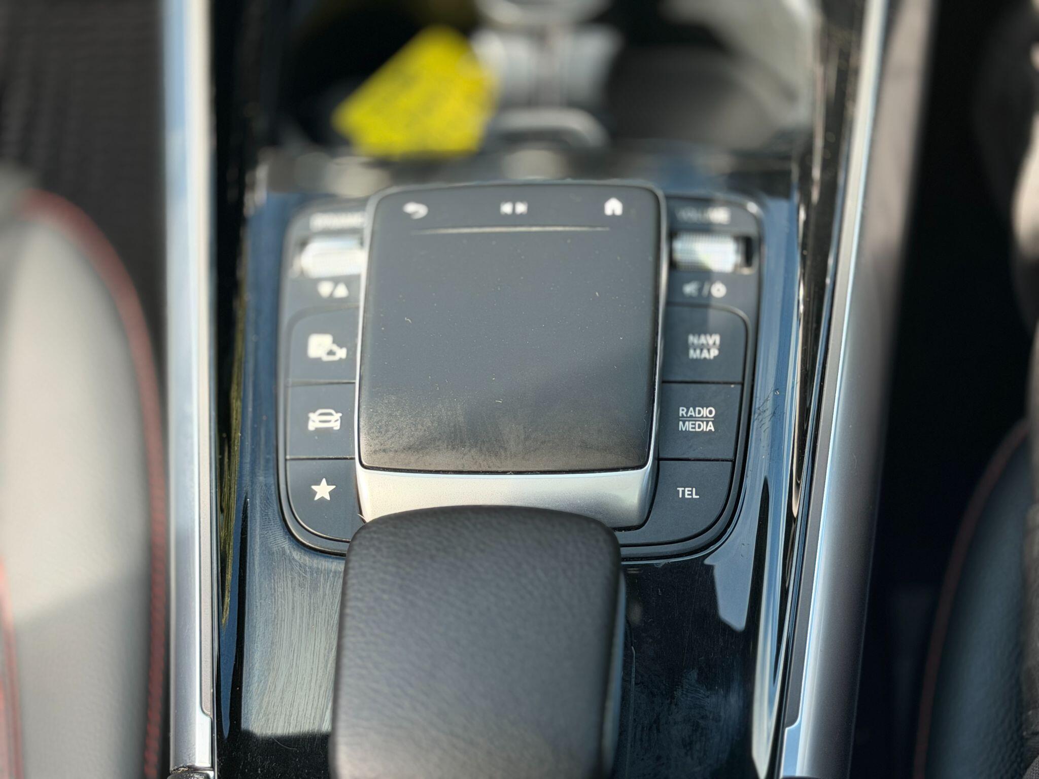 Mercedes-Benz EQA view 34