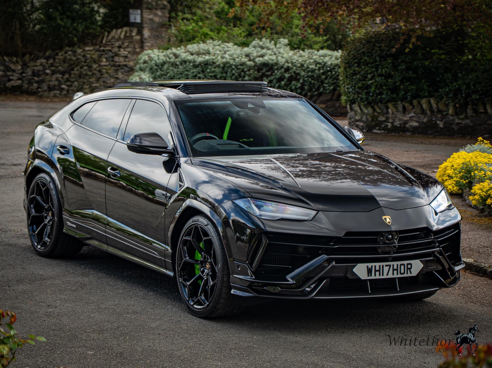 Lamborghini Urus view 40