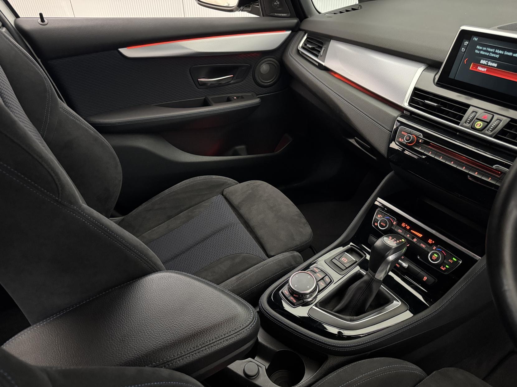 BMW 2 Series view 61