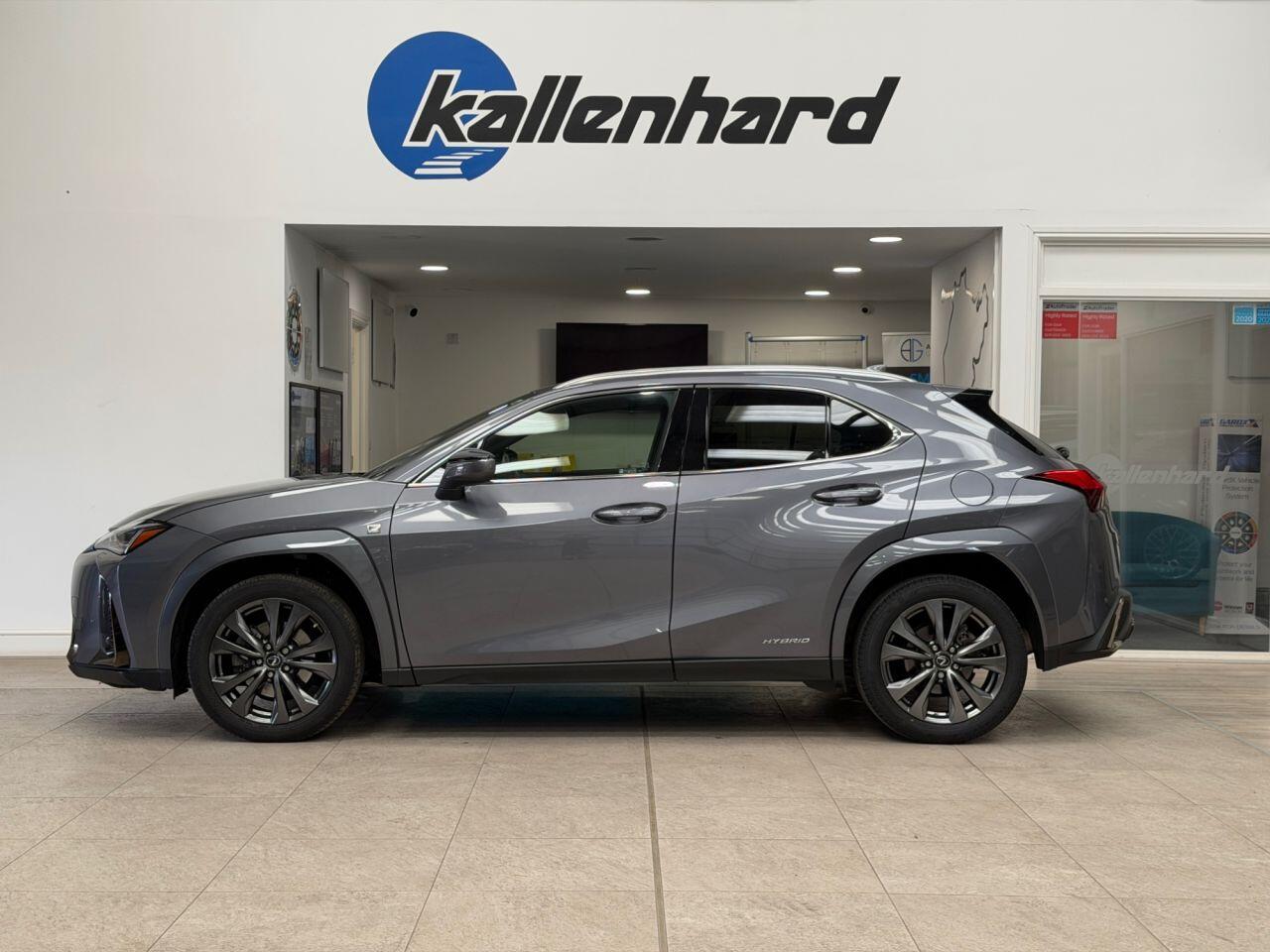 Lexus Ux view 7