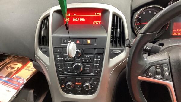 Vauxhall Astra view 13