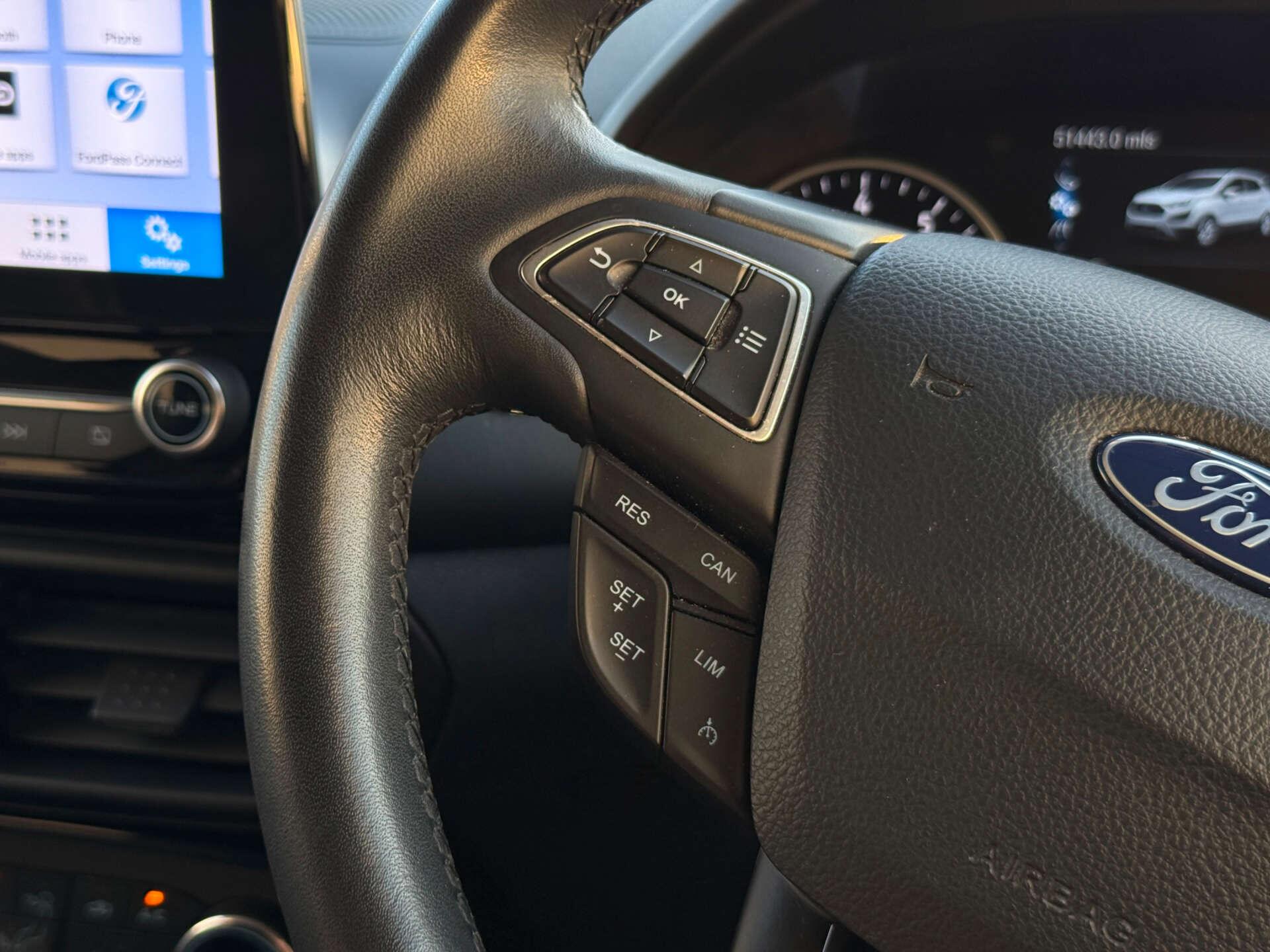 Ford Ecosport view 50