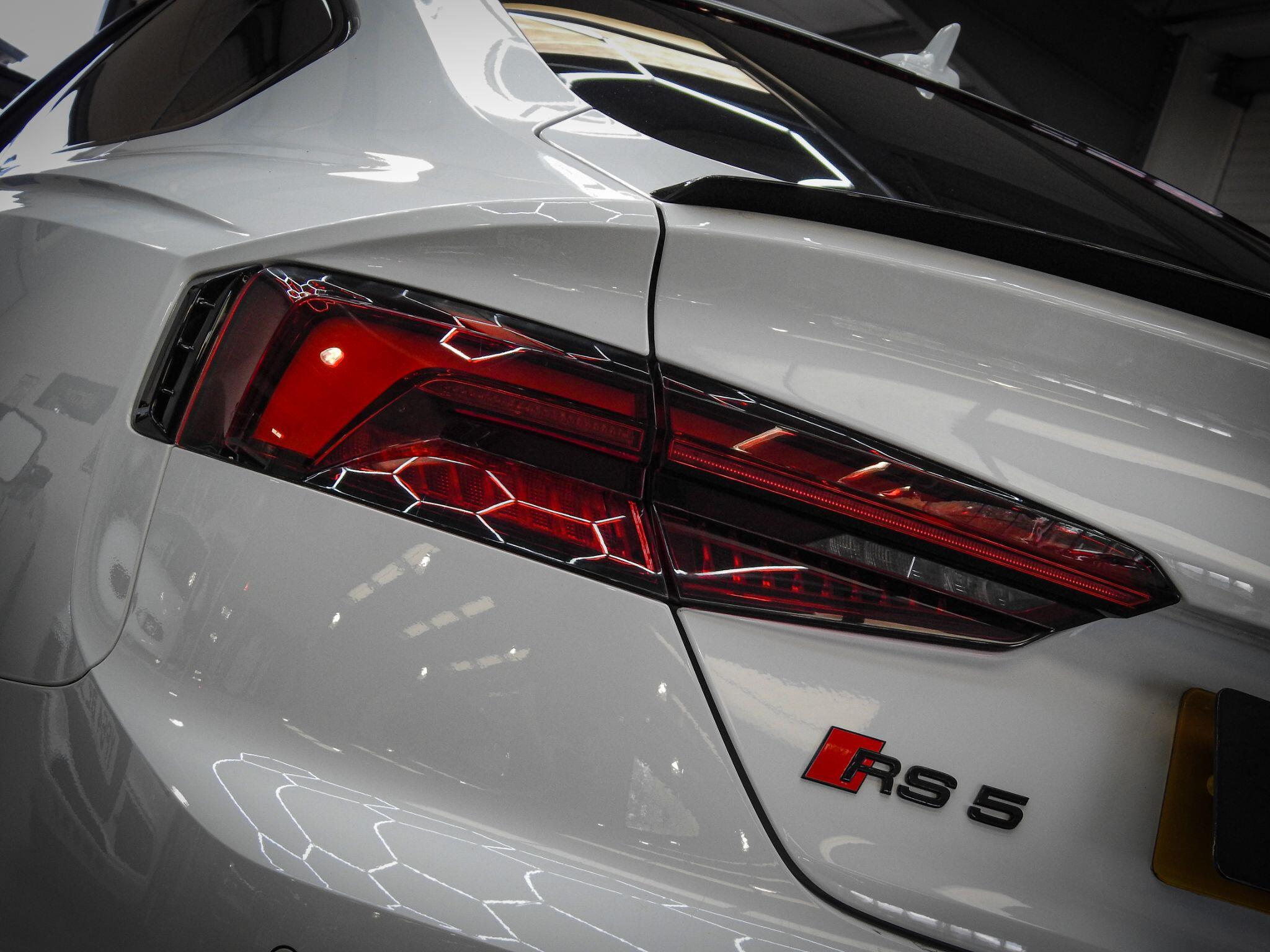 Audi RS5 view 16
