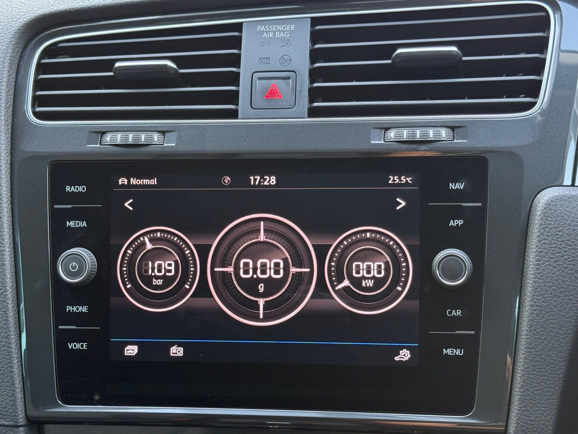 Volkswagen Golf view 51