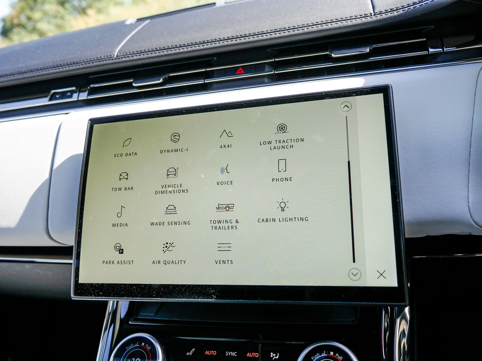 Land Rover Range Rover Sport view 32