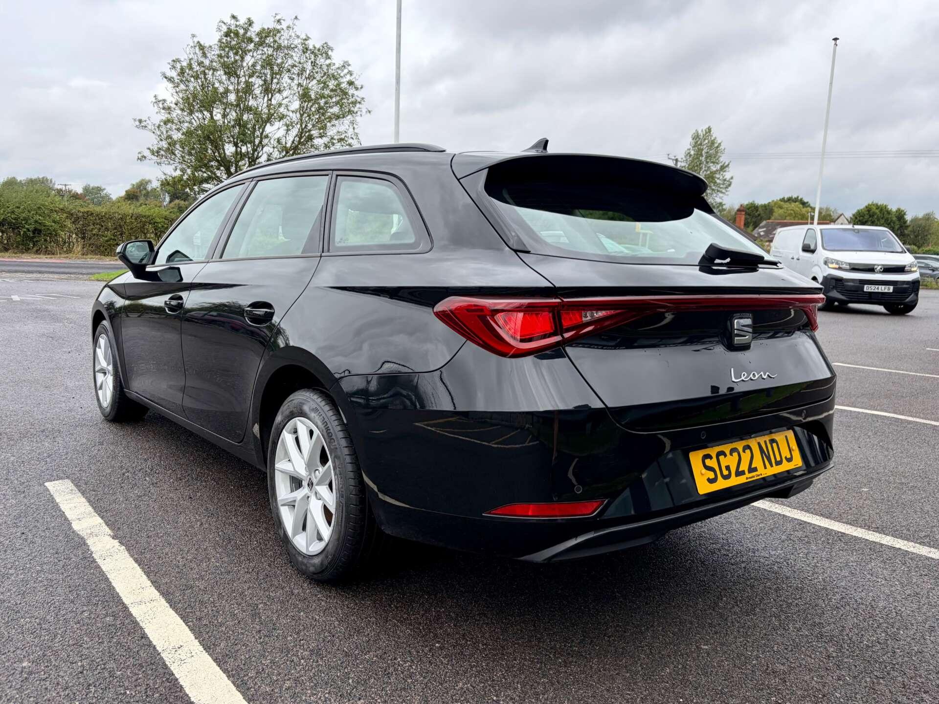 Seat Leon Leon view 6