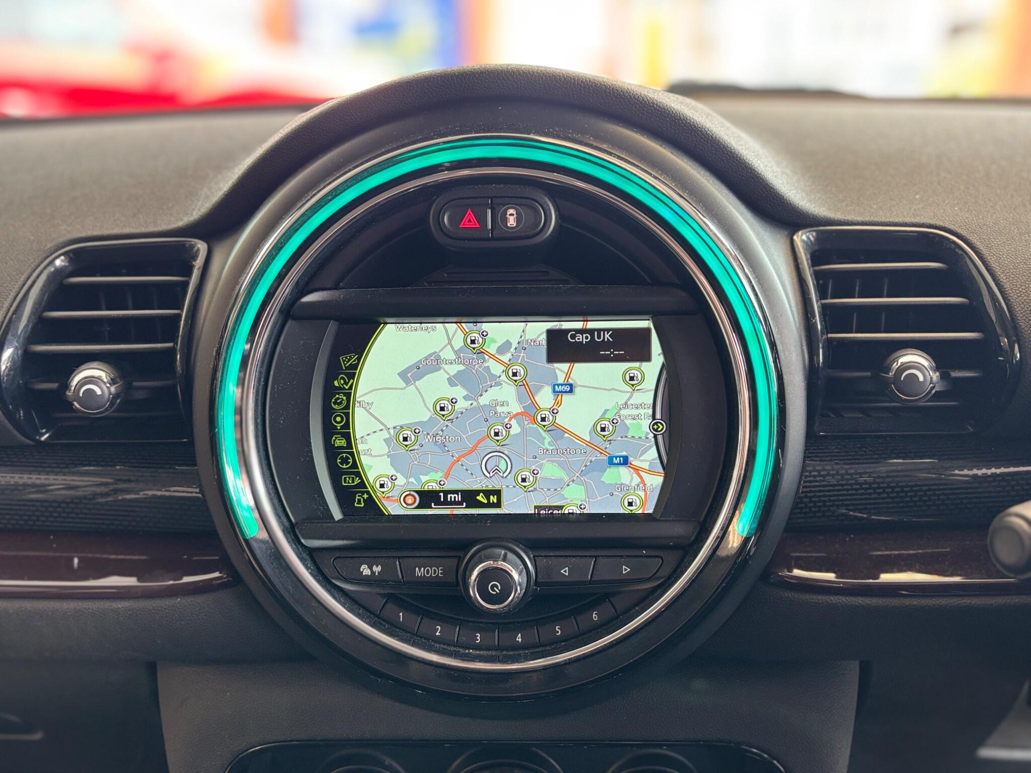 Mini Clubman view 20