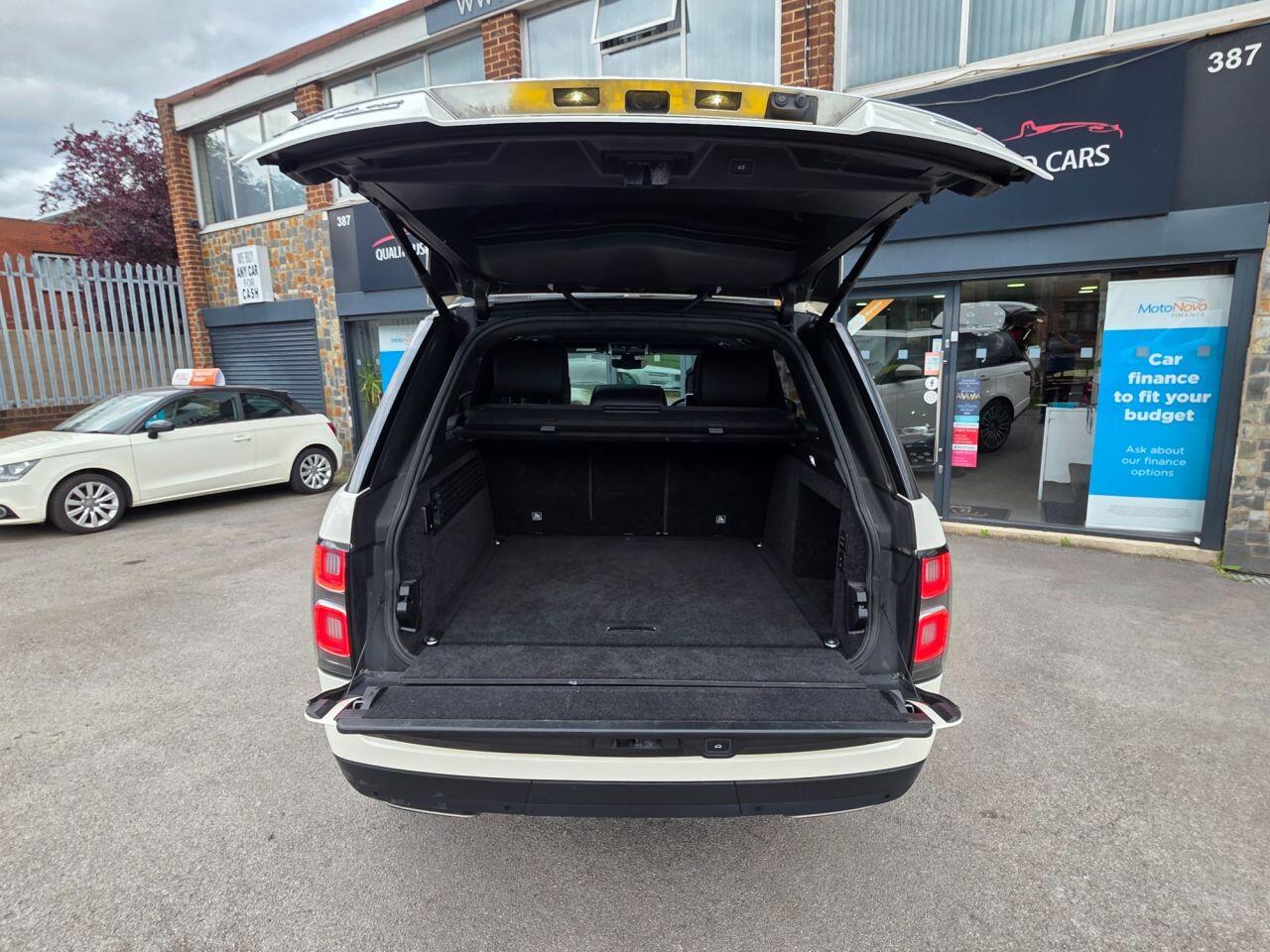 Land Rover Range Rover view 38
