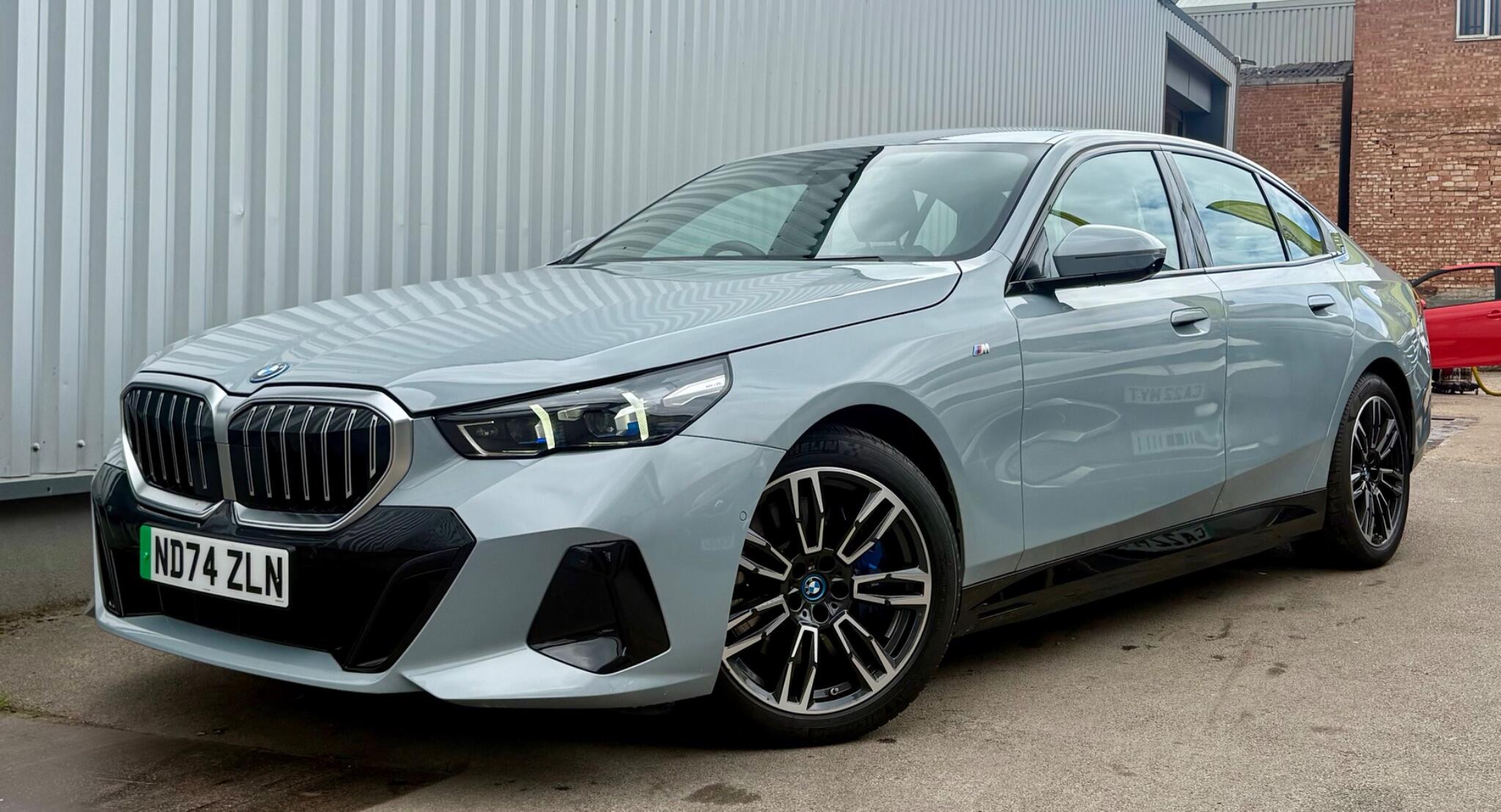 BMW I5 view 3
