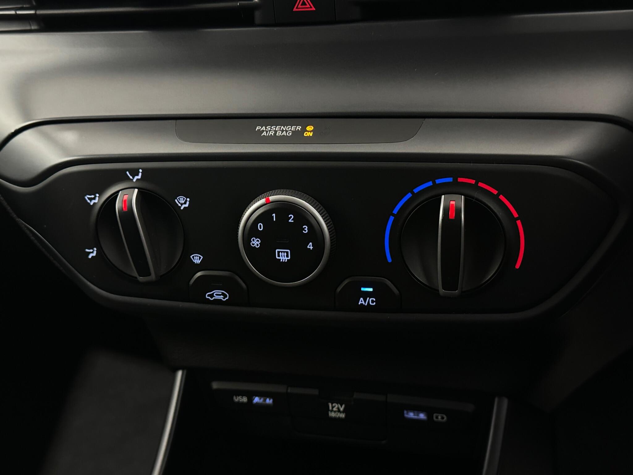 Hyundai i20 view 19
