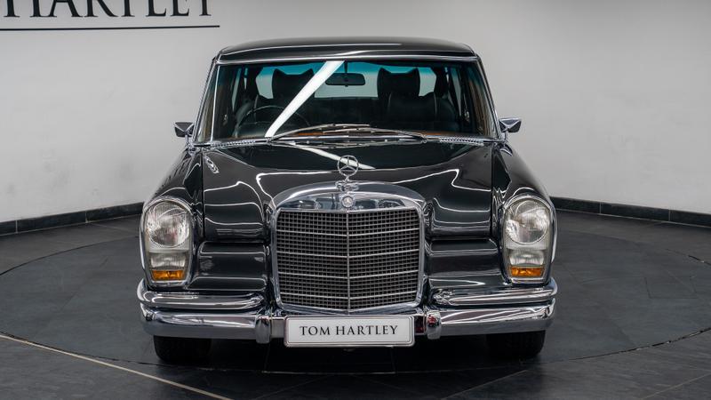 Mercedes-Benz 600 view 12