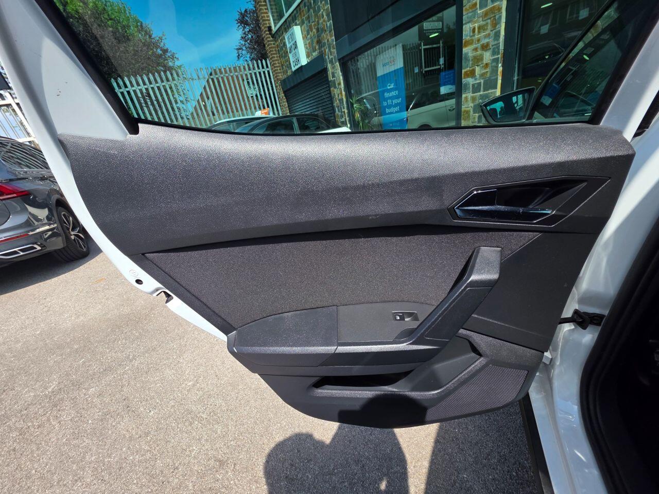 Seat Arona view 58