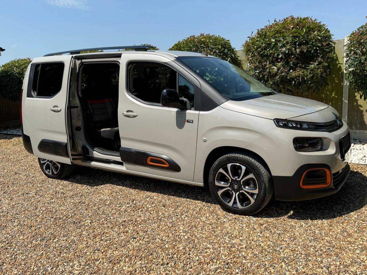 Citroen Berlingo view 20