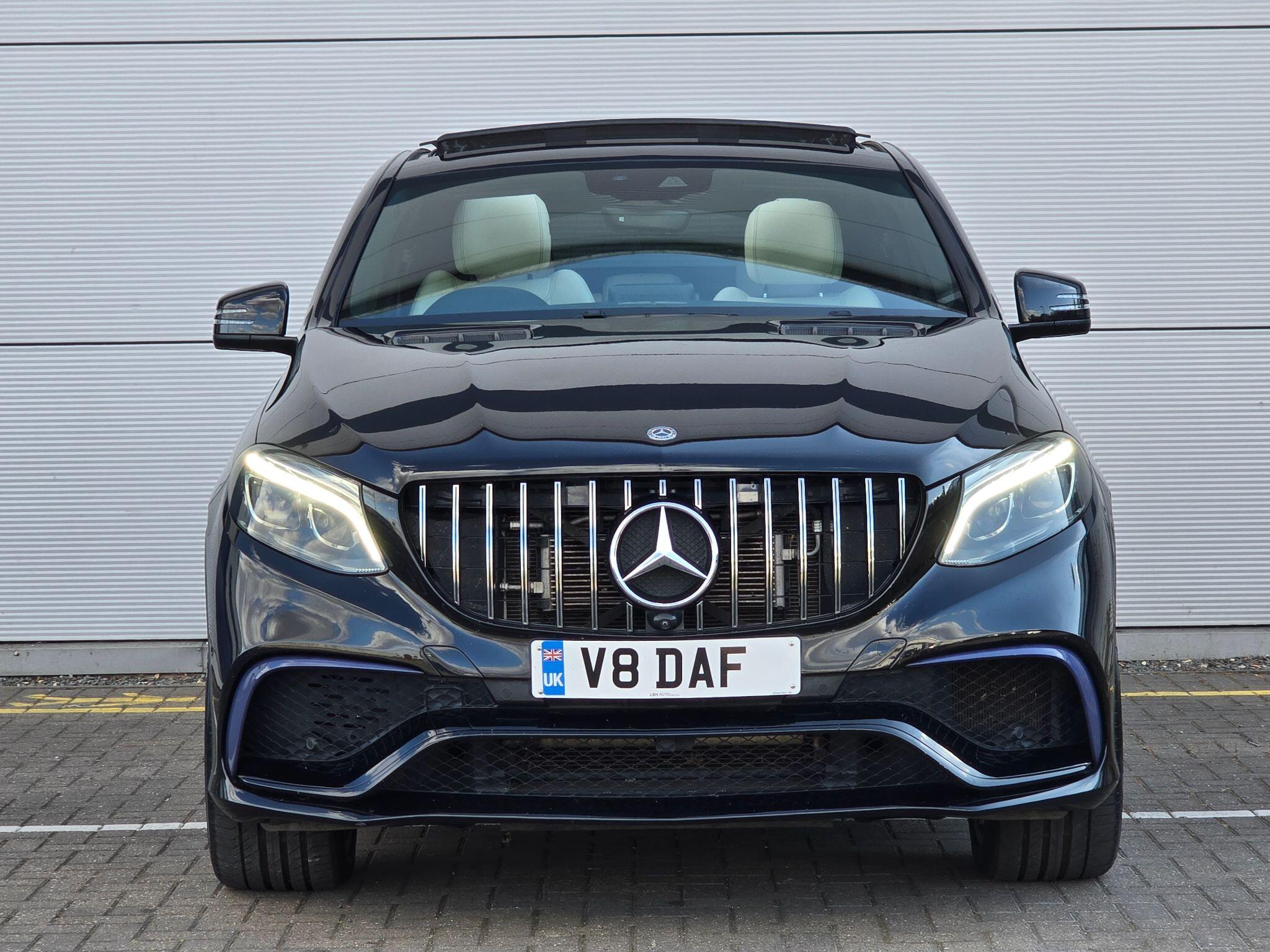 Mercedes-Benz Gle view 2