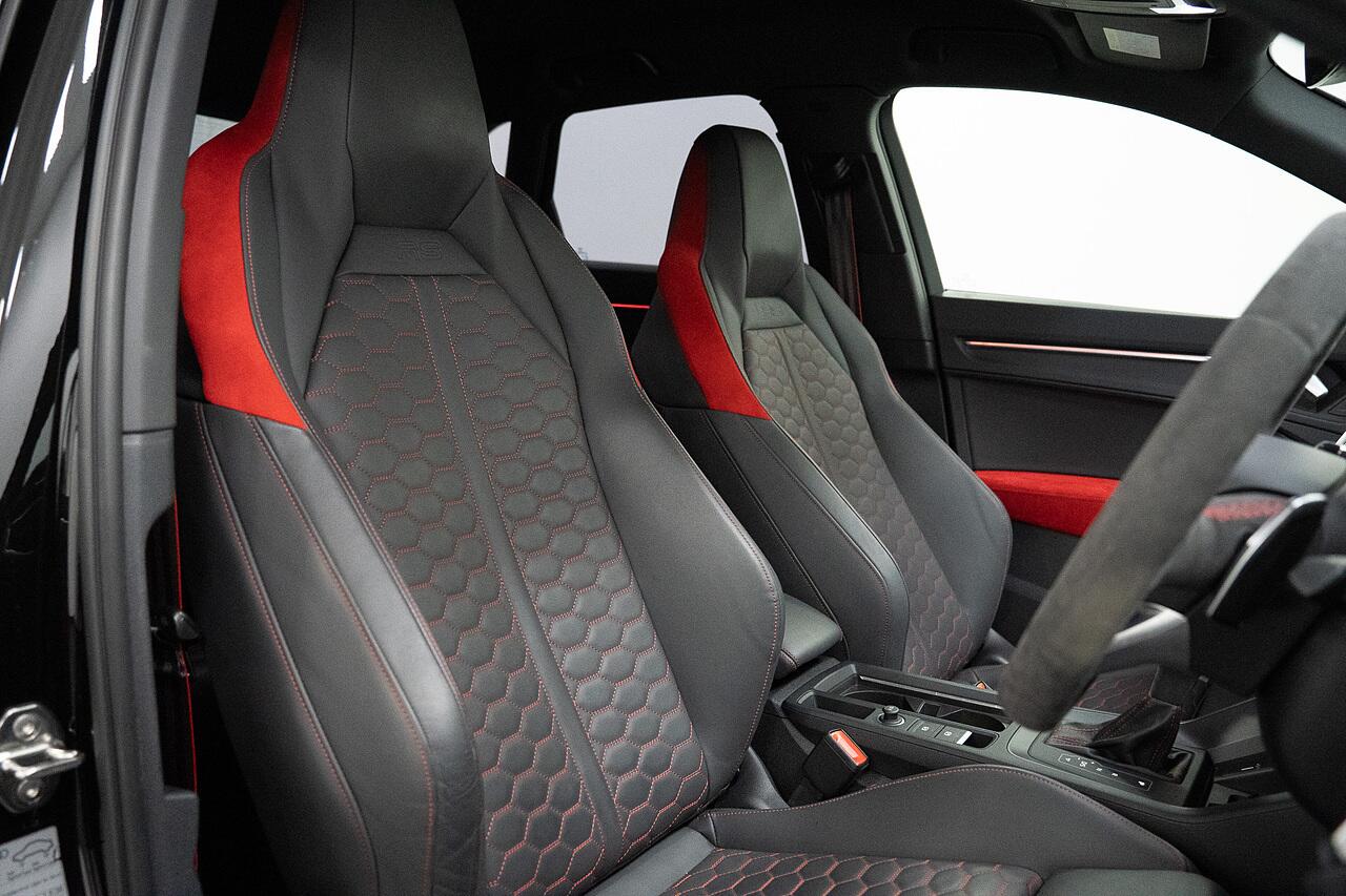 Audi RS Q3 view 3