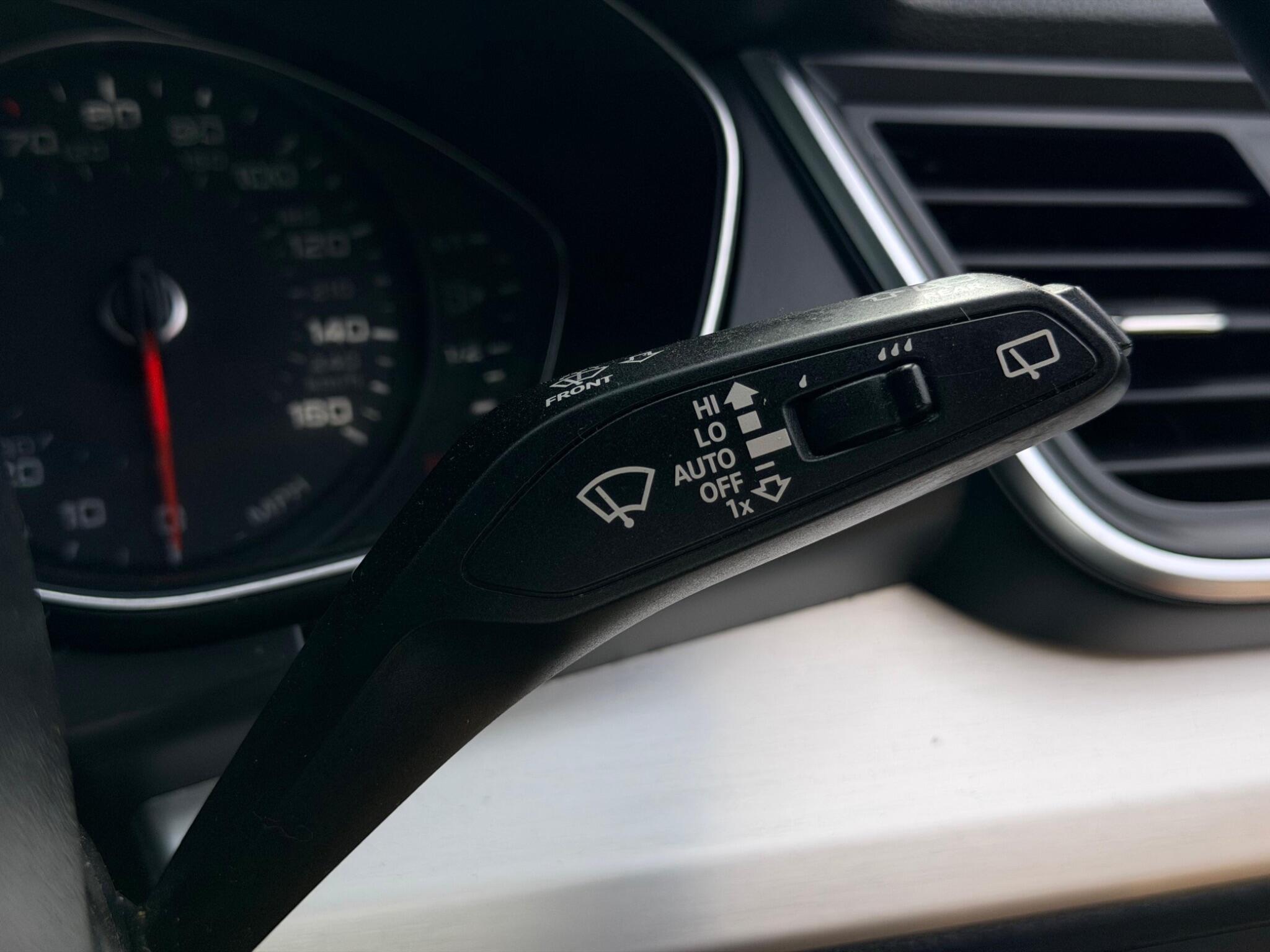Audi Q5 view 27