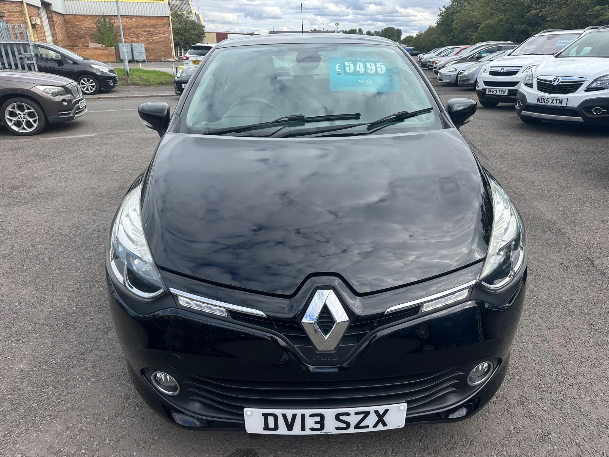 Renault Clio view 13