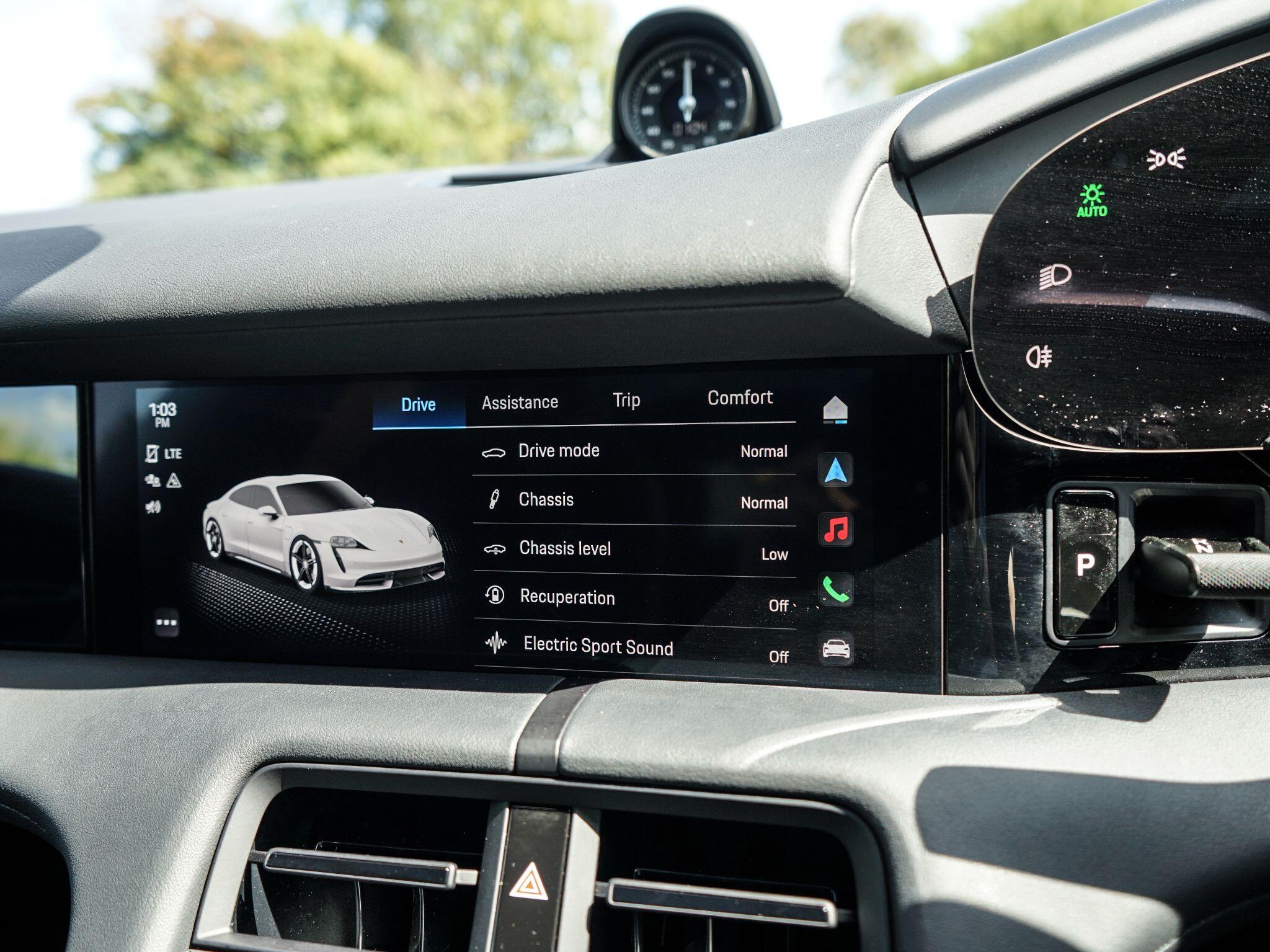 Porsche Taycan view 32