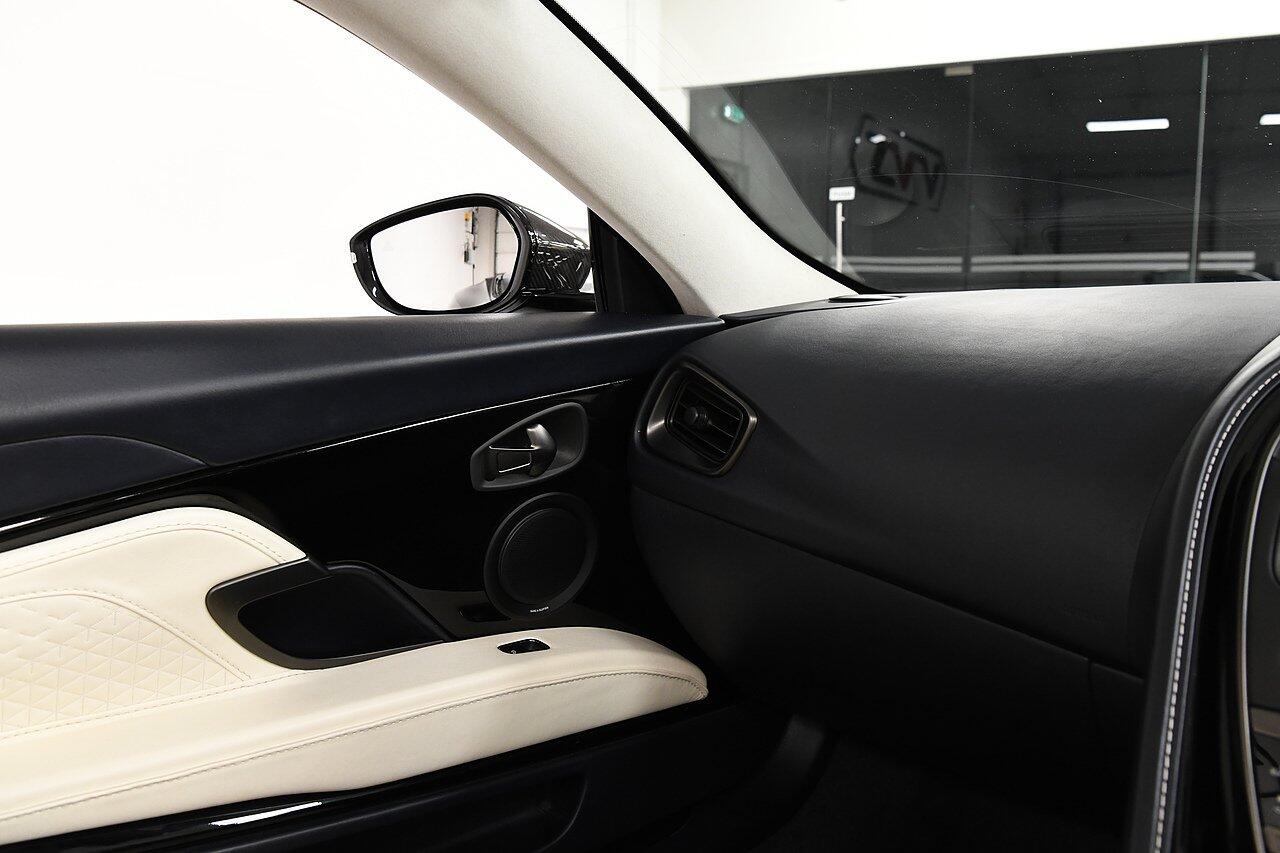 Aston Martin DBS view 14