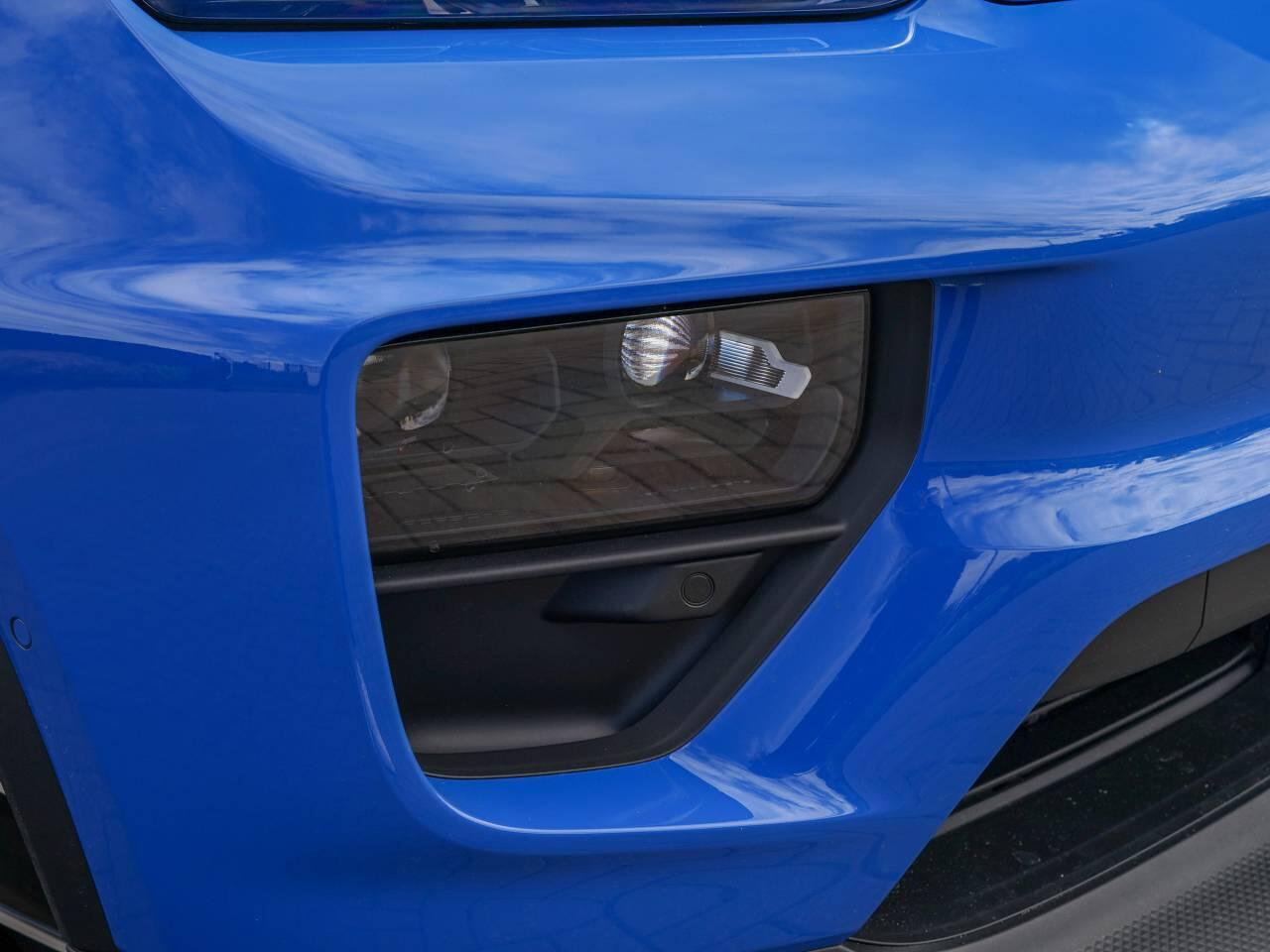 Porsche Macan view 46
