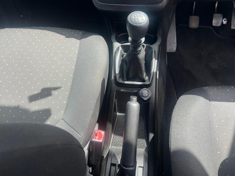 Fiat Grande Punto view 21