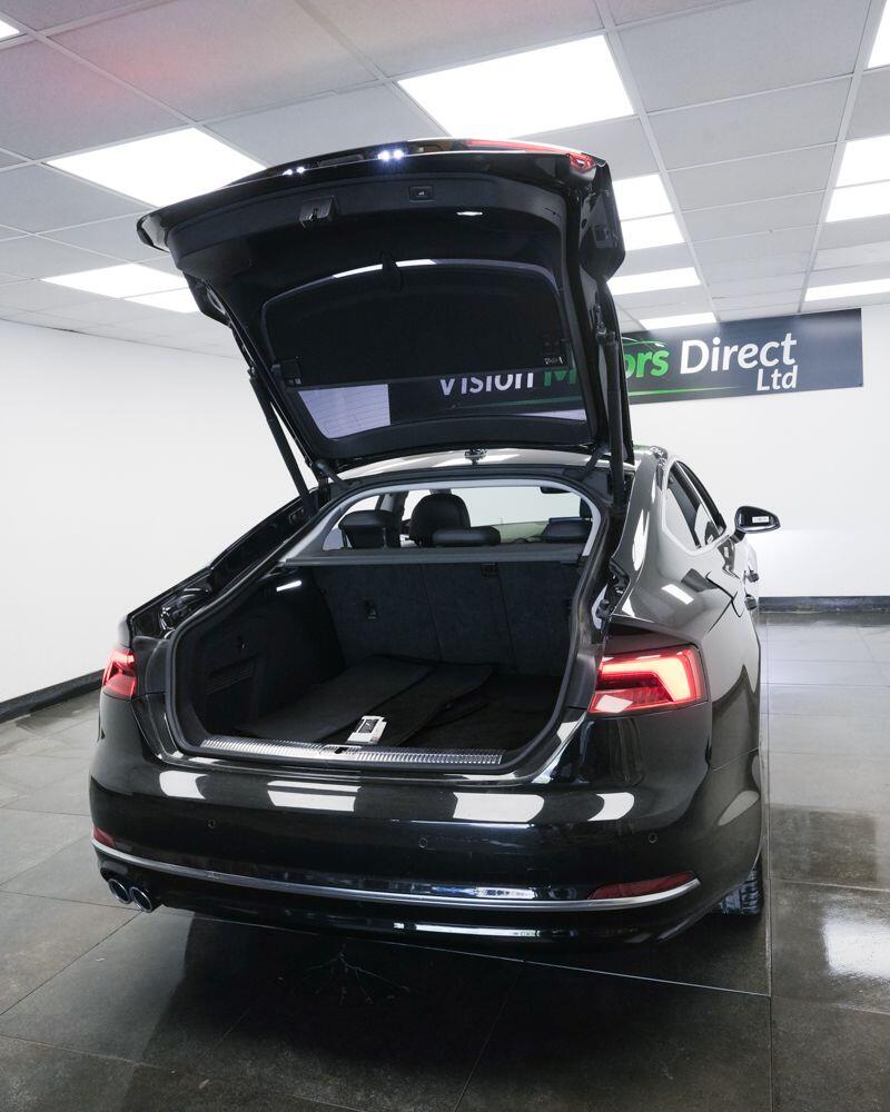 Audi A5 view 7
