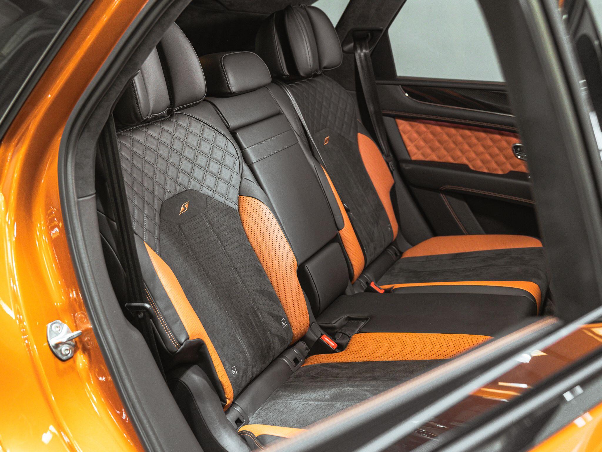 Bentley Bentayga view 47